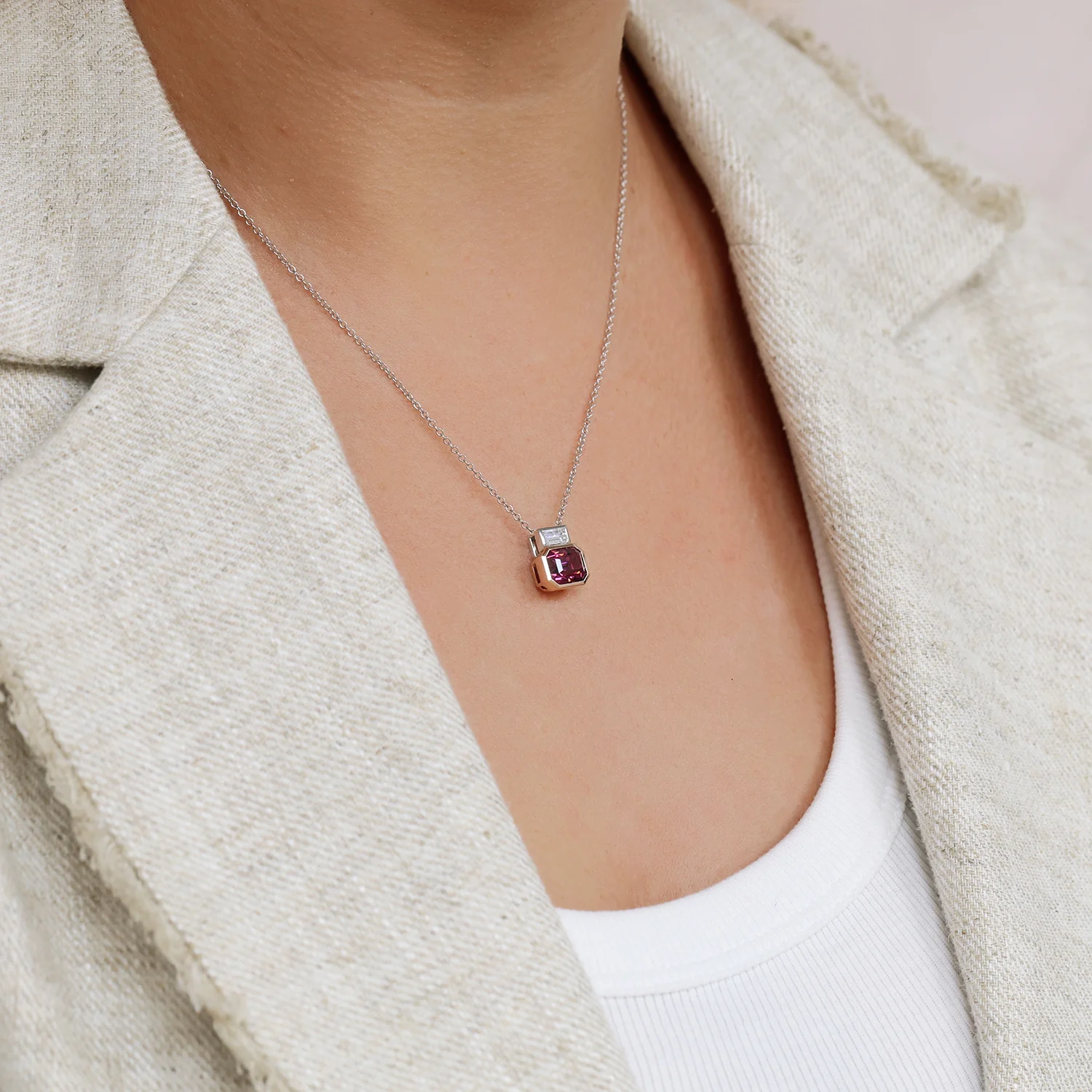 18ct White And Rose Gold Pink Spinel And Baguette Cut Diamond Pendant - Image 3