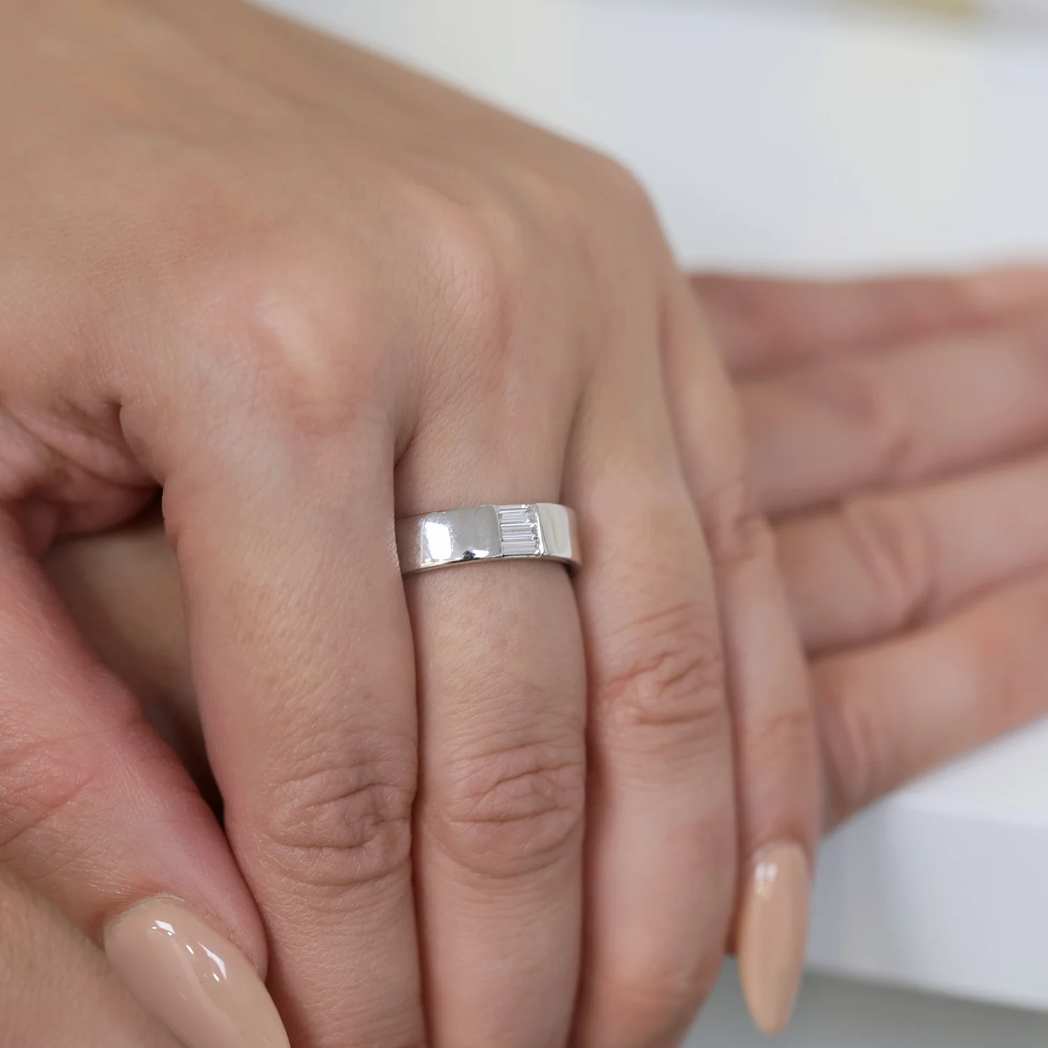 18ct White Gold Baguette Diamond Wide Dress Ring - Image 3