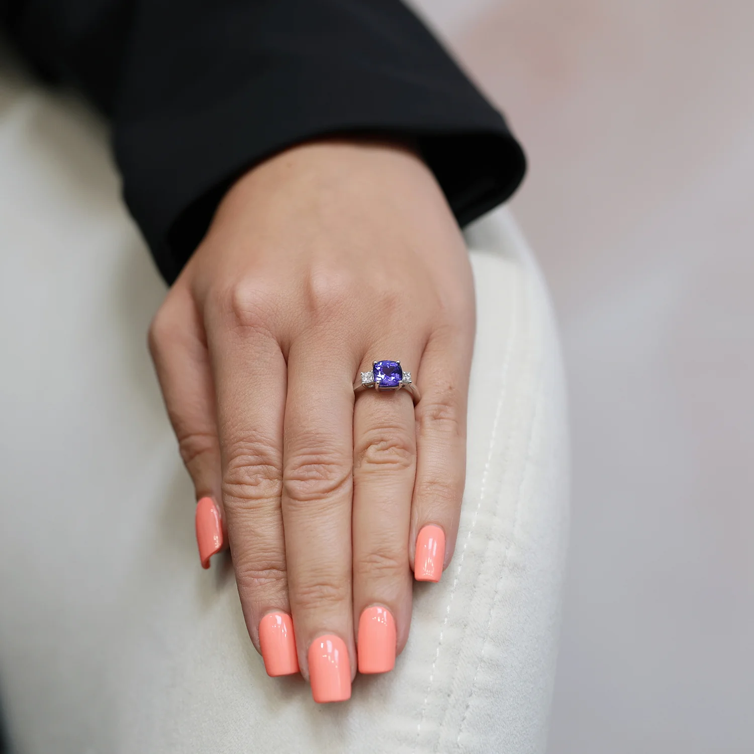 18ct White Gold Cushion Cut Tanzanite And Diamond Three Stone Ring - Image 3