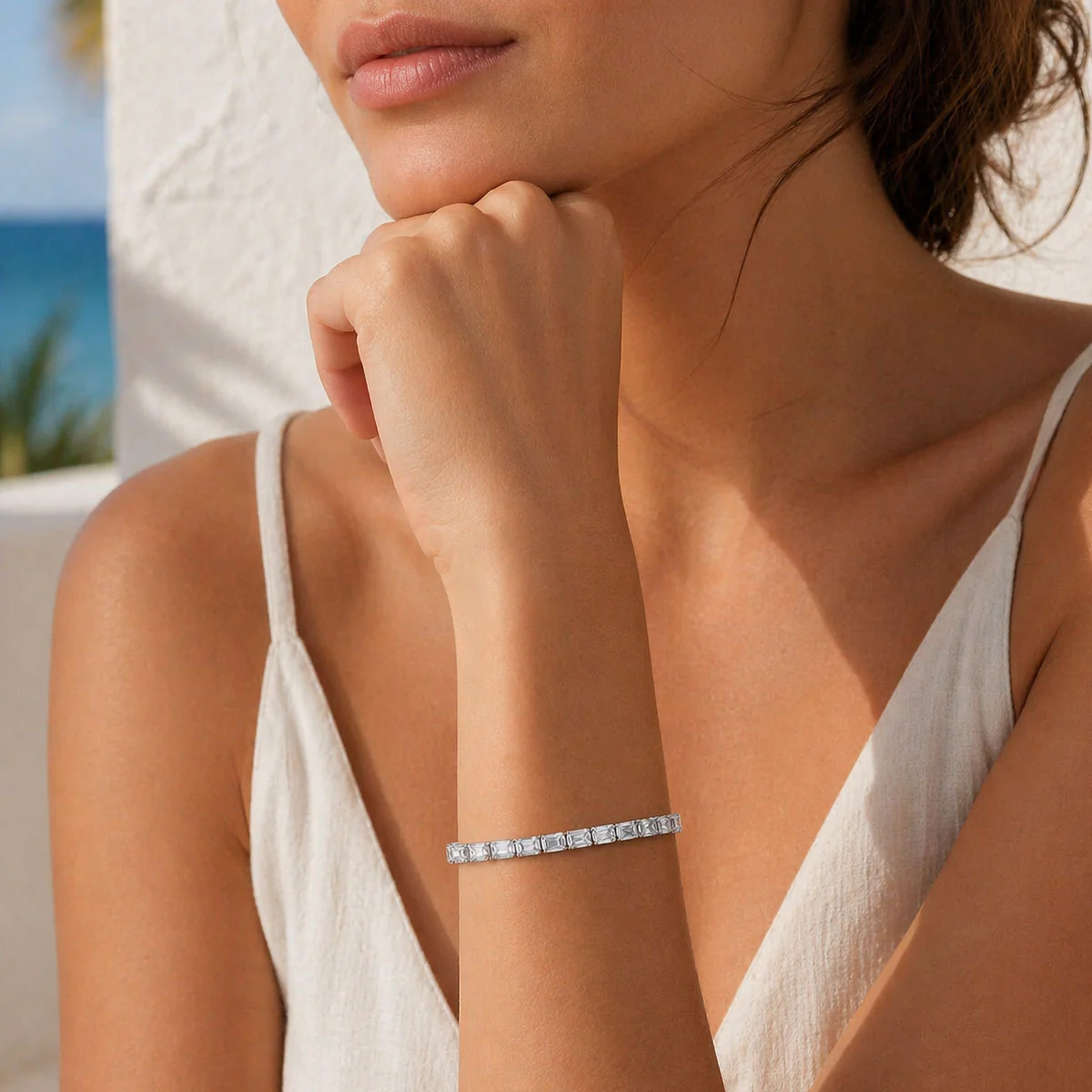 18ct White Gold Emerald Cut Diamond Claw Set Tennis Bracelet - Image 2