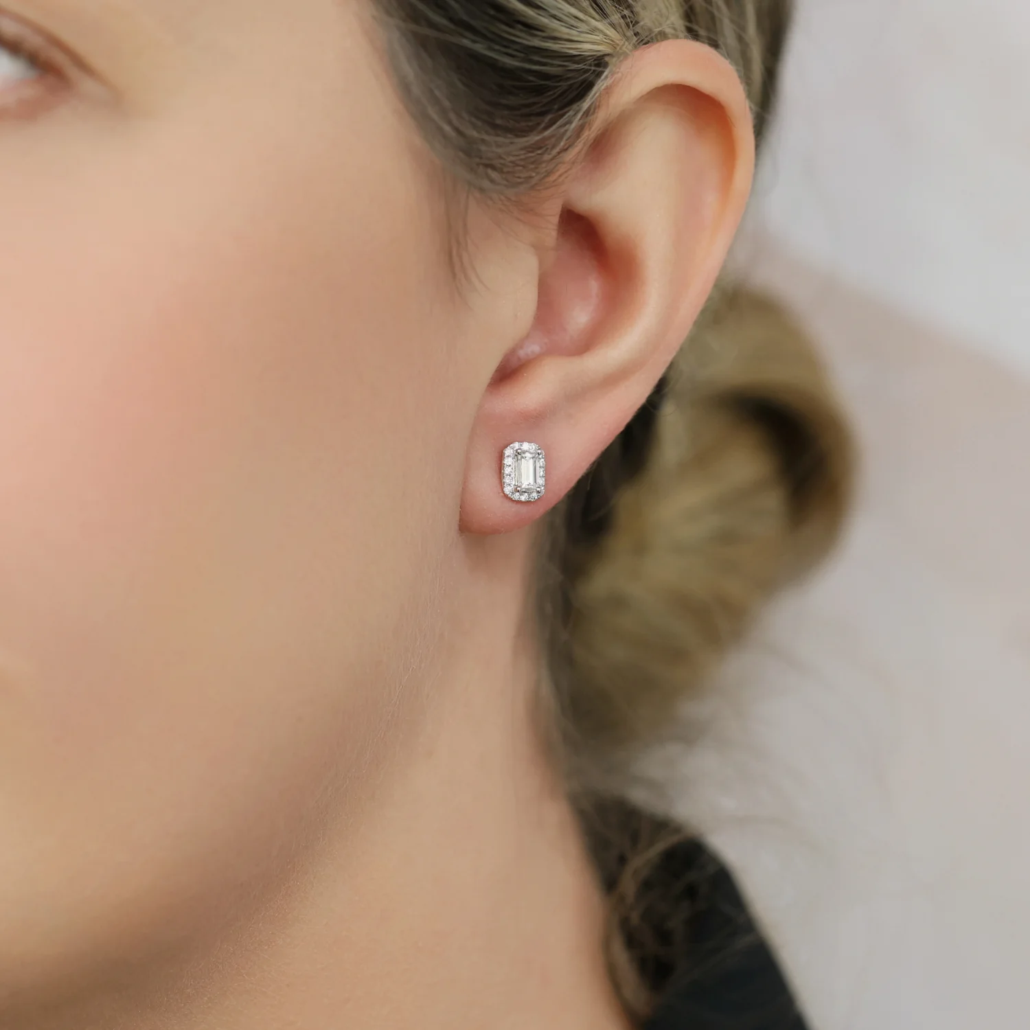18ct White Gold Emerald Cut Diamond Halo Stud Earrings - Image 2
