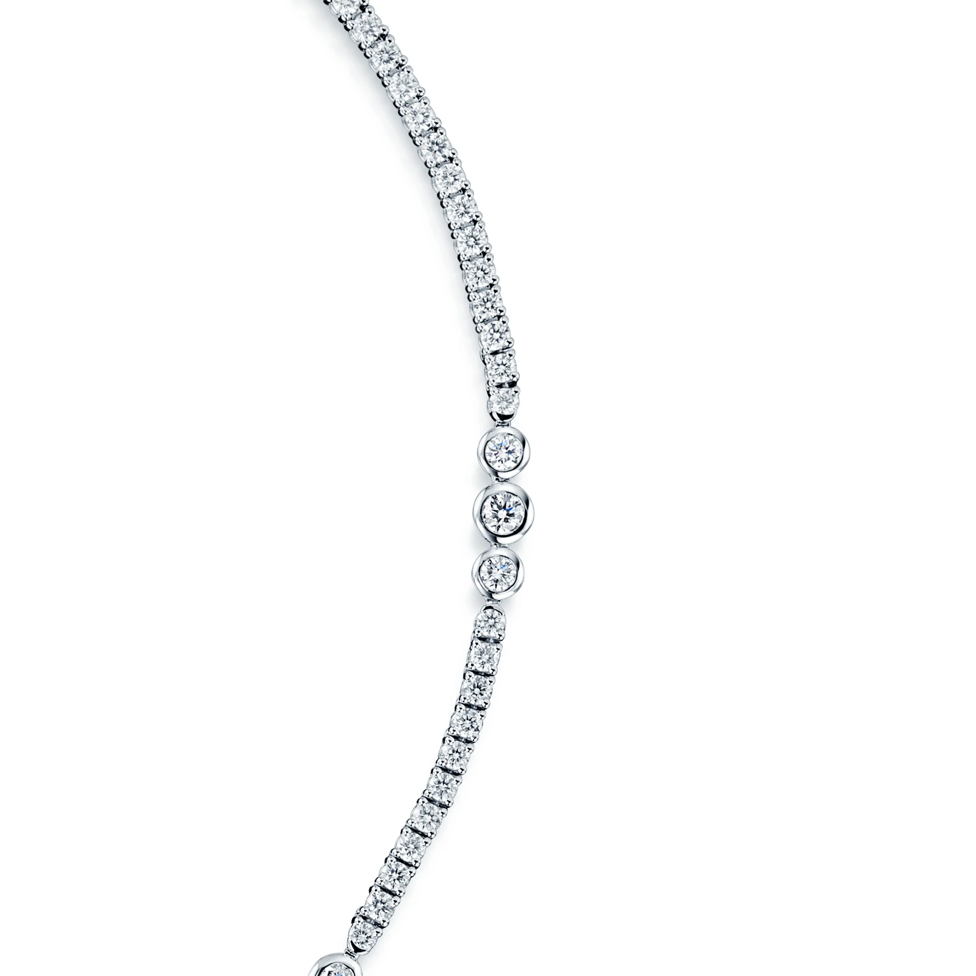18ct White Gold Mixed Cut Diamond Collarette - Image 6