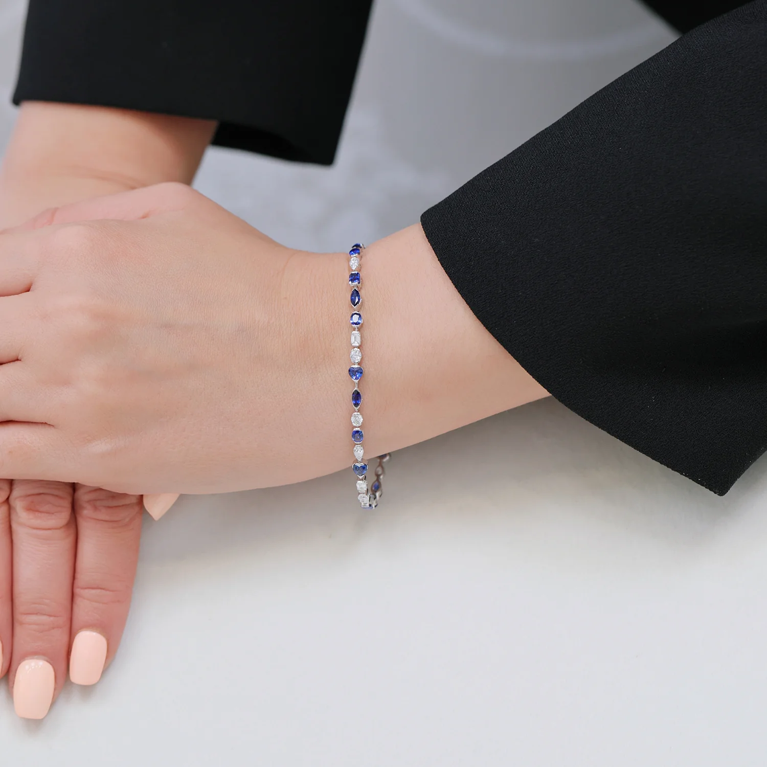 18ct White Gold Mixed Cut Sapphire And Diamond Bracelet - Image 2