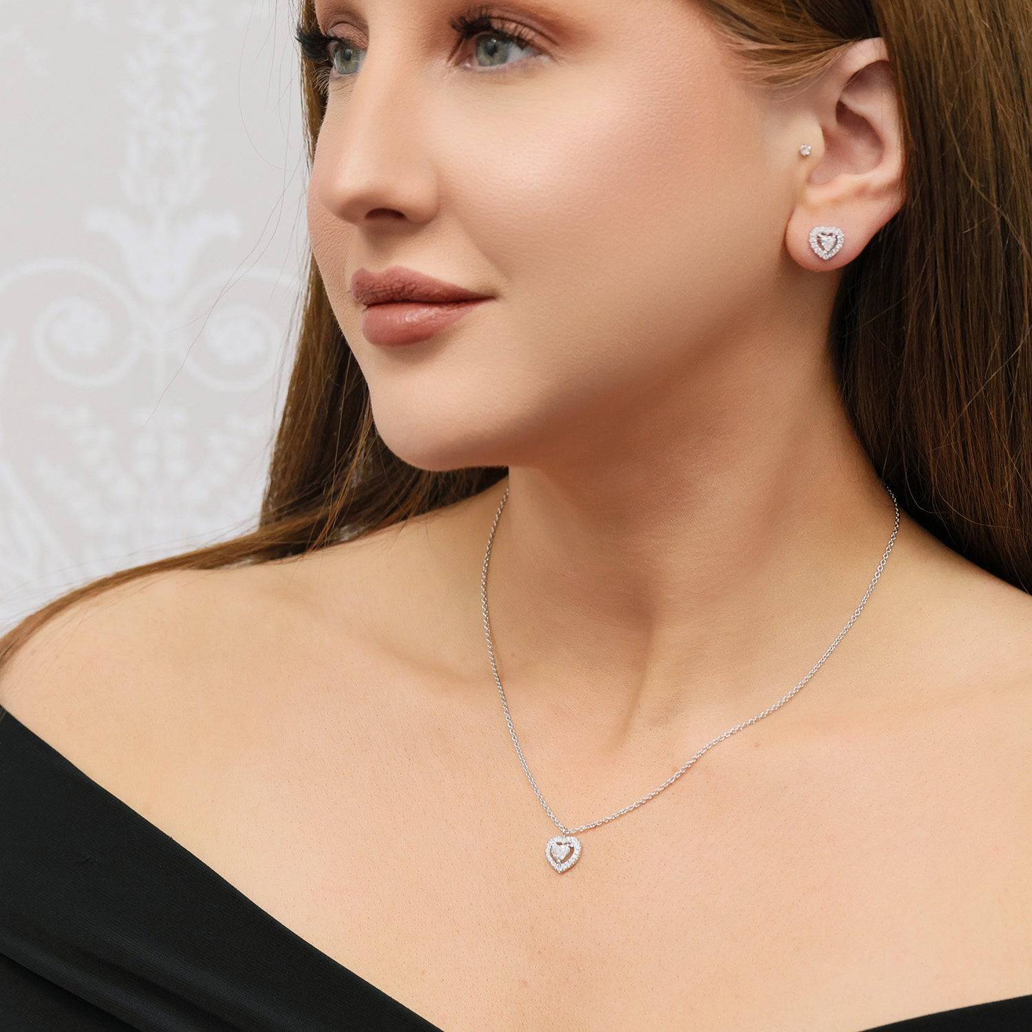18ct White Gold Heart Diamond Halo Earrings - Image 2
