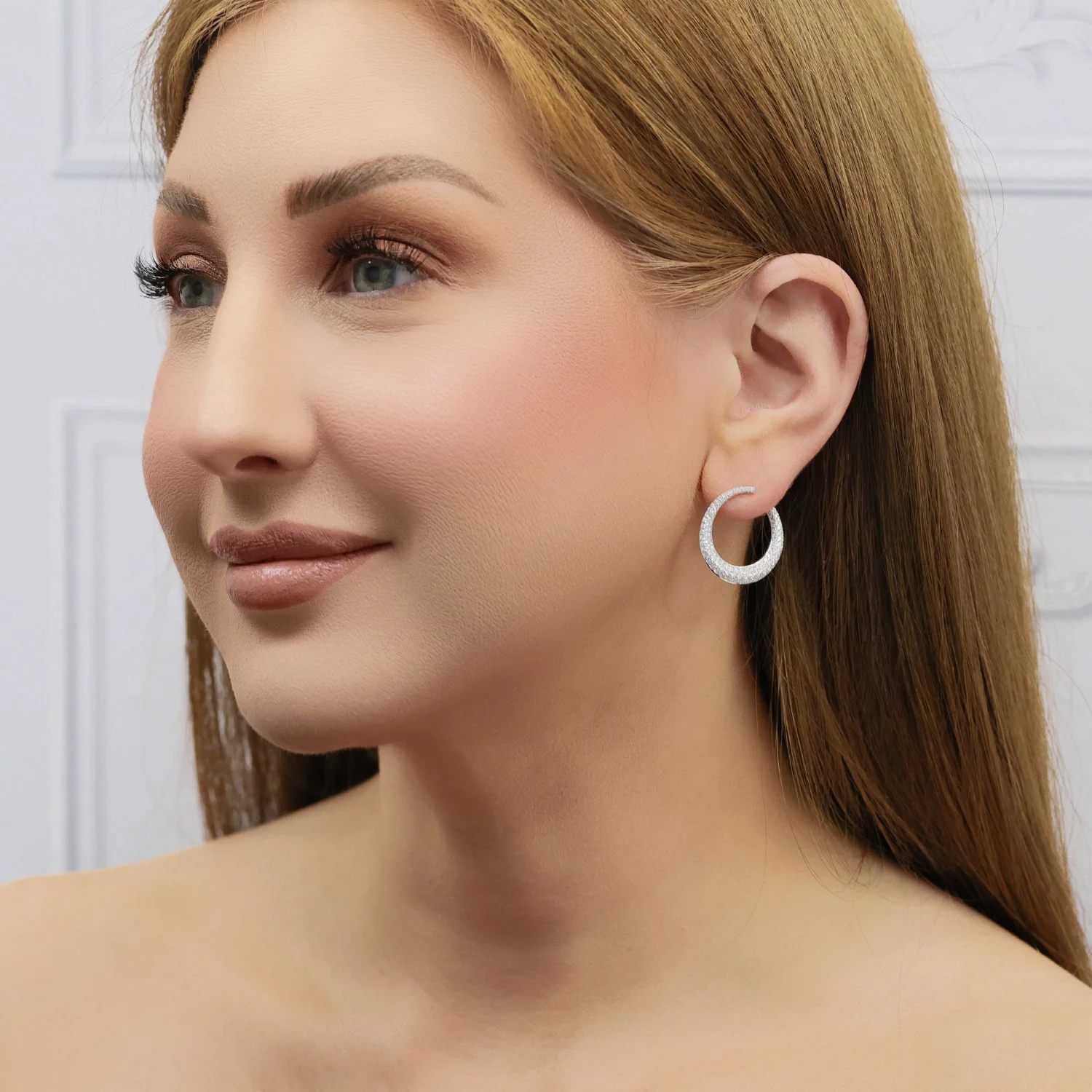 18ct White Gold Pave Set Diamond Pave Set Spiral Hoop Earrings - Image 2