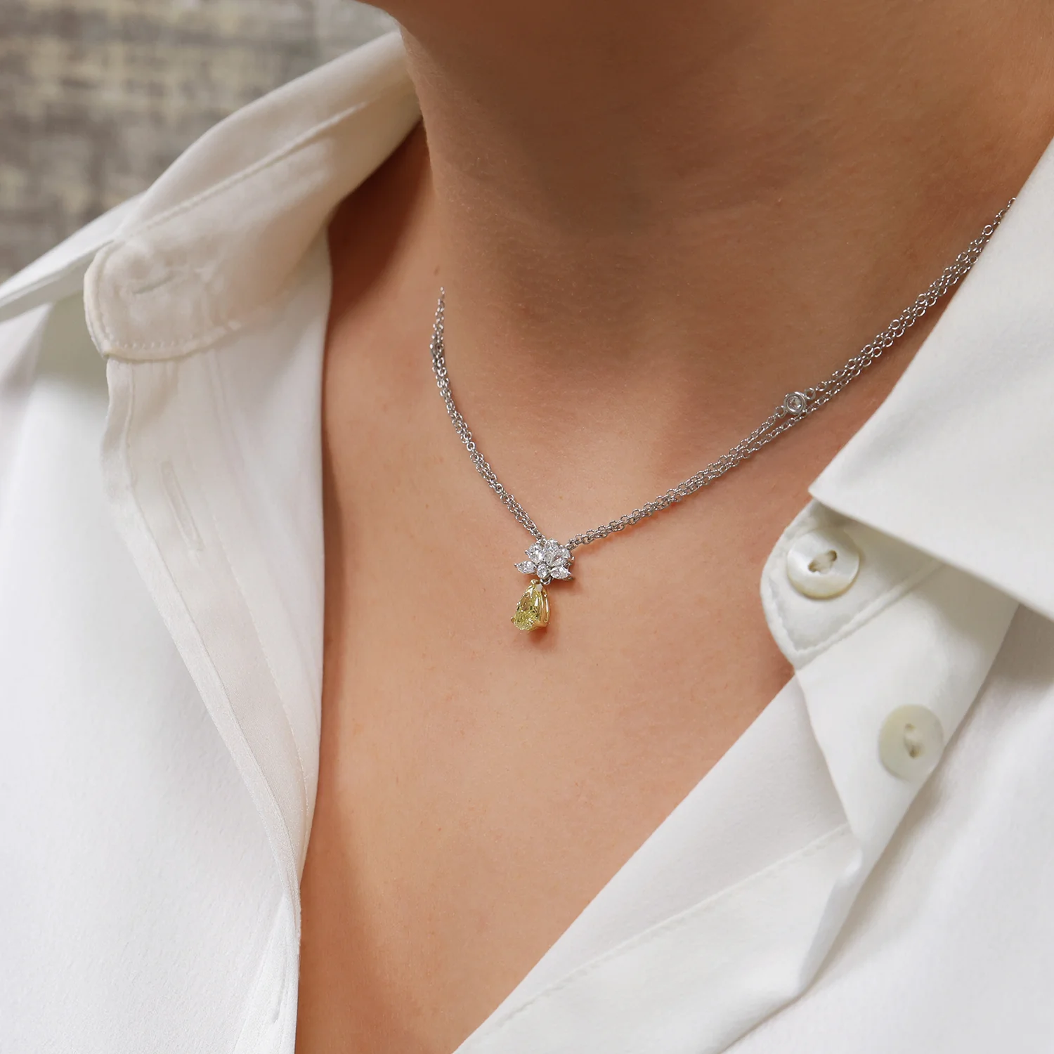 18ct White Gold GIA Certified Pear Cut Fancy Intense Yellow & White Diamond Floral Cluster Pendant - Image 2