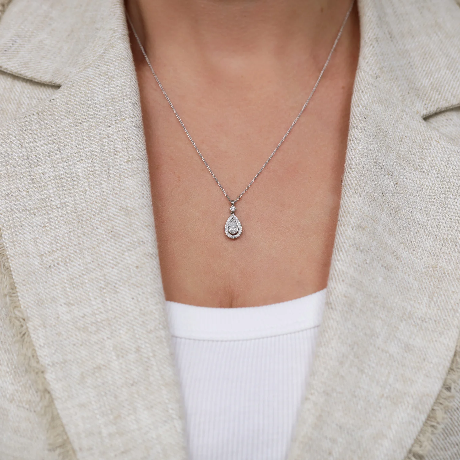 18ct White Gold Pear Cut Diamond Halo Drop Pendant - Image 2