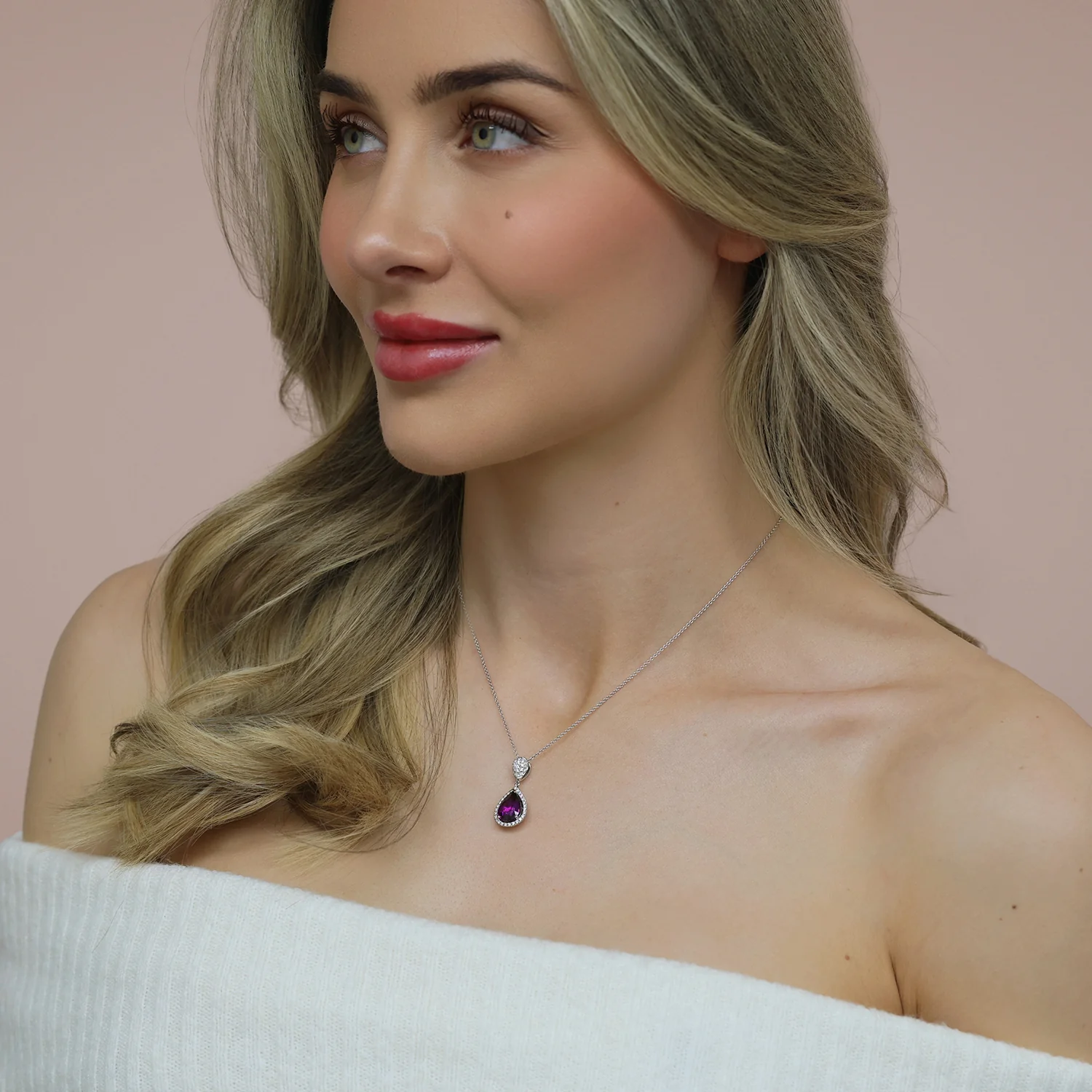 18ct White Gold Pear Shape Rhodolite Garnet Diamond Halo Pendant - Image 2
