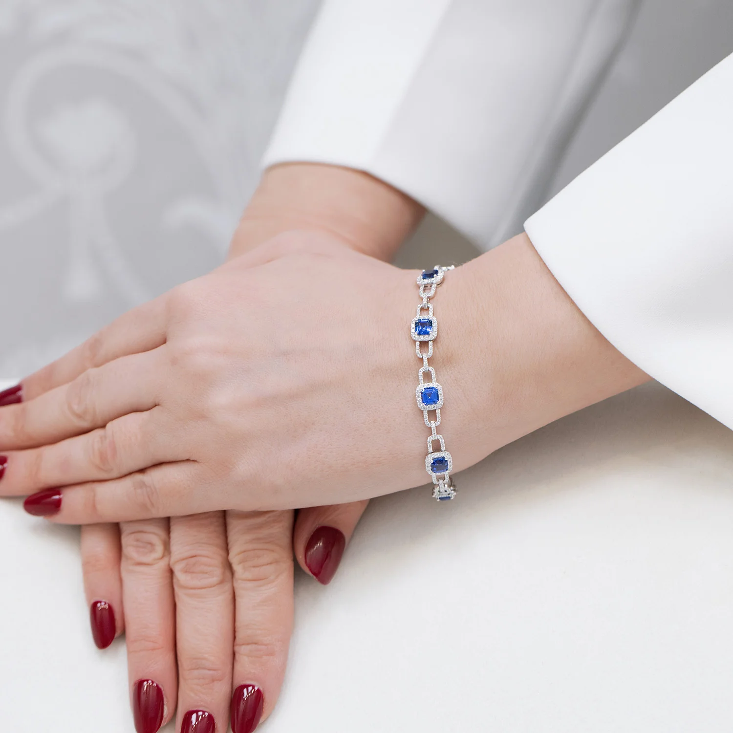 18ct White Gold Sapphire And Diamond Halo Bracelet - Image 2