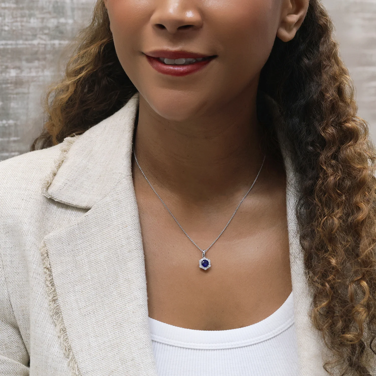18ct White Gold Sapphire And Diamond Hexagon Shaped Cluster Pendant - Image 2