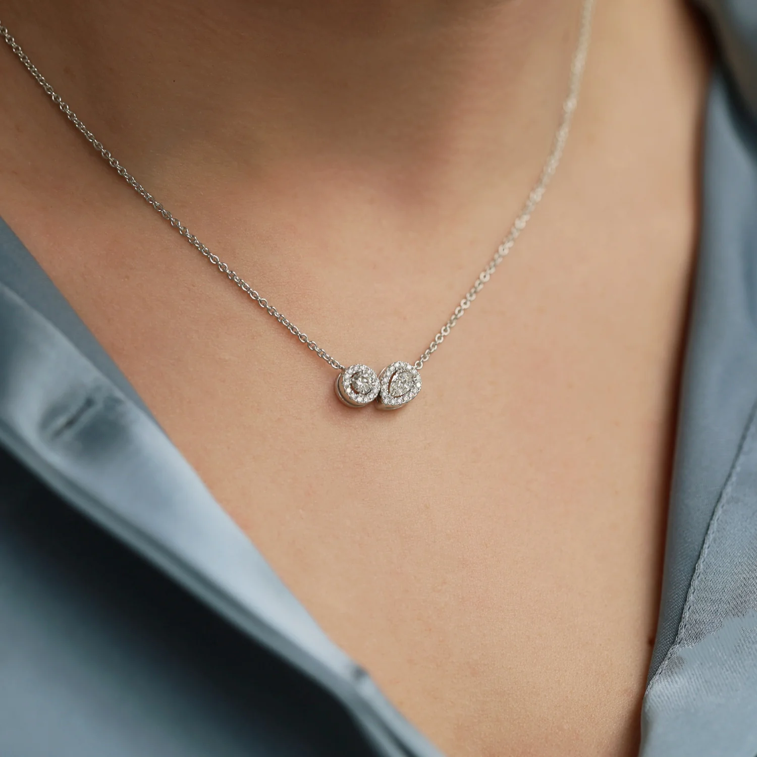 18ct White Gold Toi et Moi Round Brilliant & Pear Cut Diamond Two Stone Halo Pendant - Image 2