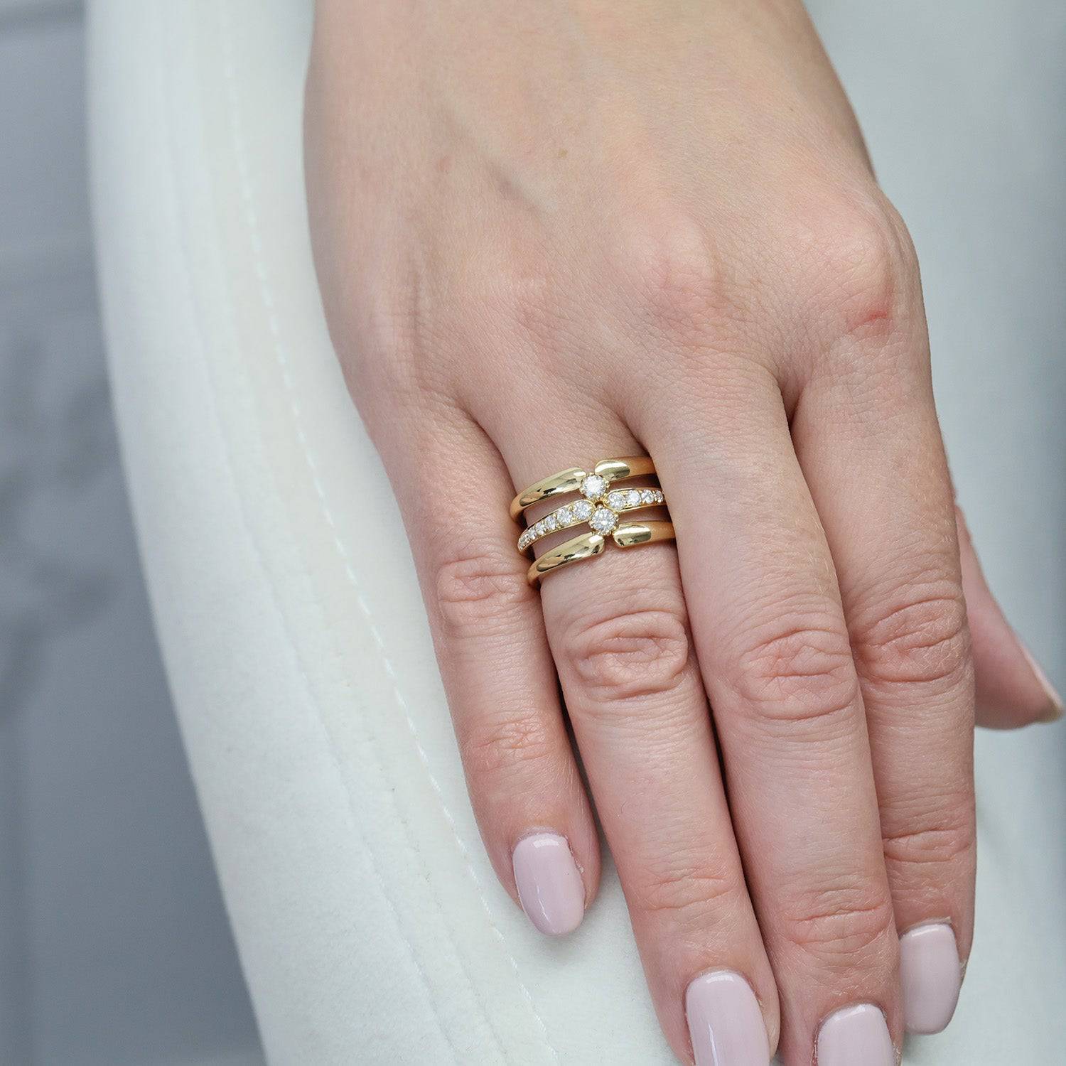 18ct Yellow And White Gold Round Brilliant Cut Diamond Three Row Dress Ring - Image 2