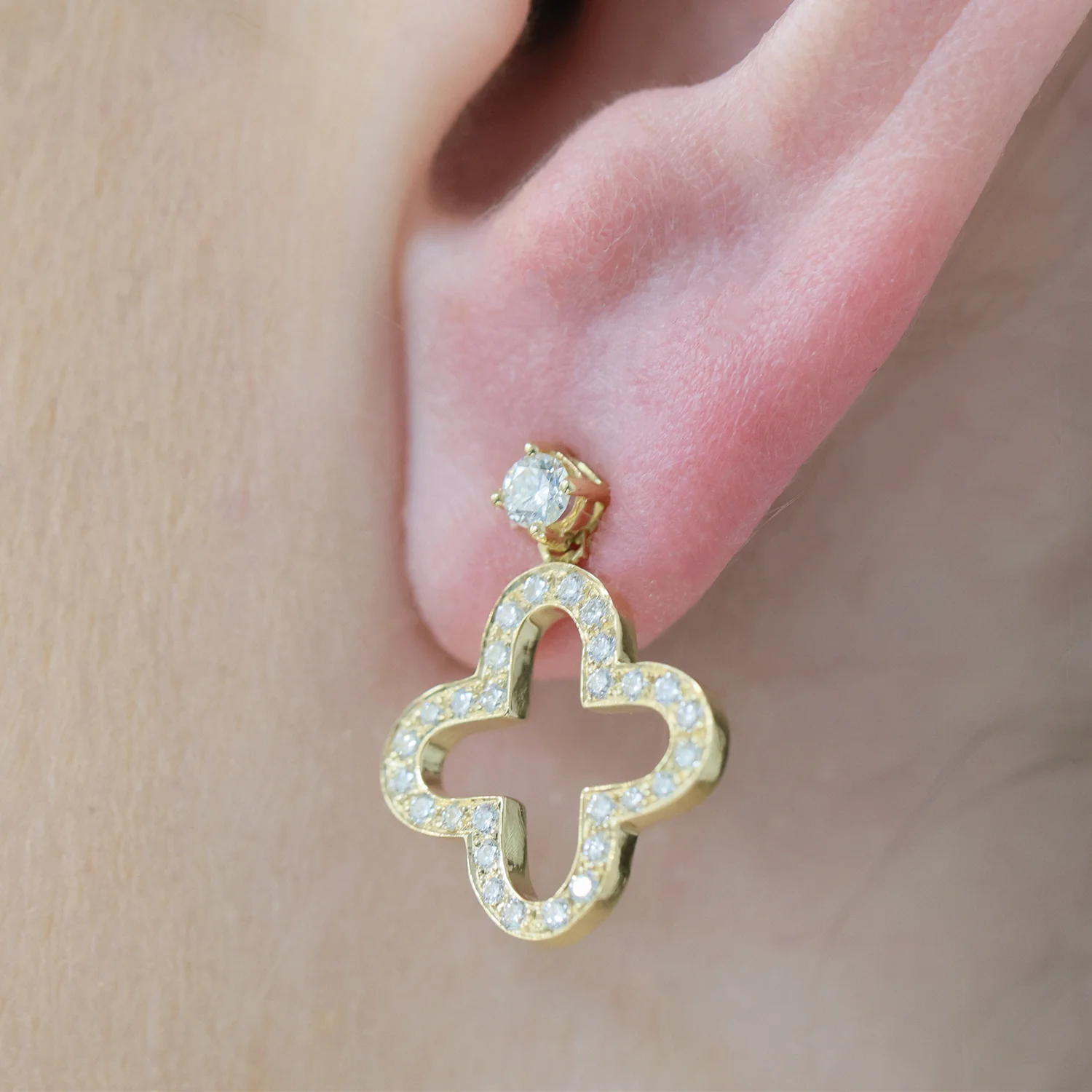 18ct Yellow Gold Diamond Open Flower Drop Earrings - Image 3