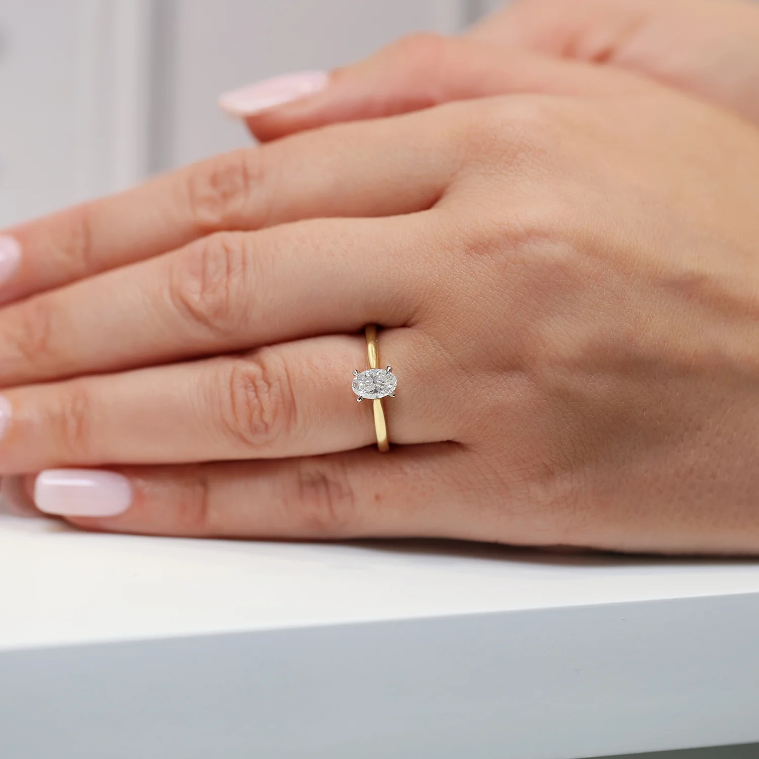 18ct Yellow Gold GIA Certificated Oval Cut Diamond Solitaire Ring - Image 2