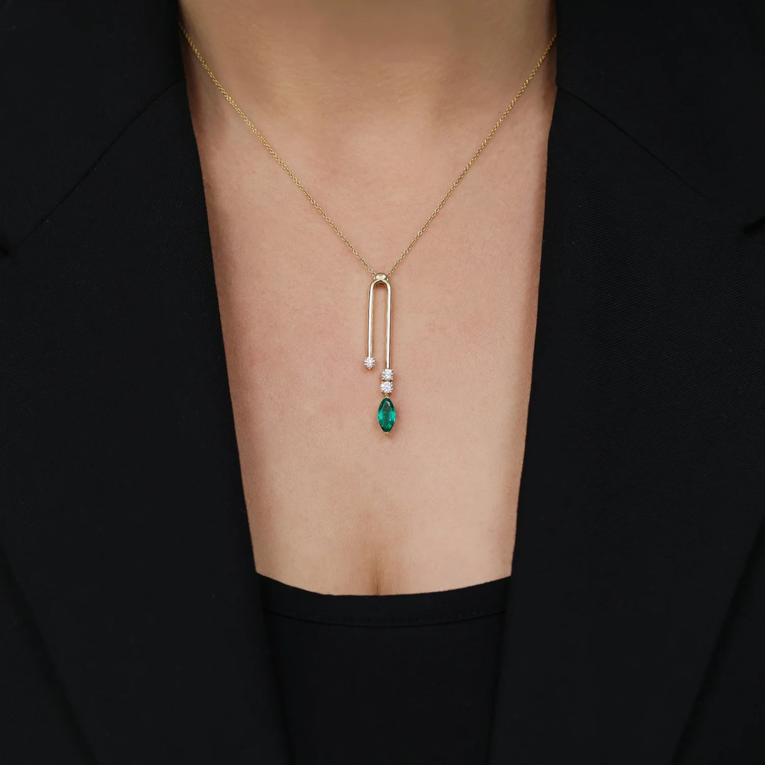 18ct Yellow Gold Marquise Cut Emerald And Diamond Fancy Pendant - Image 2