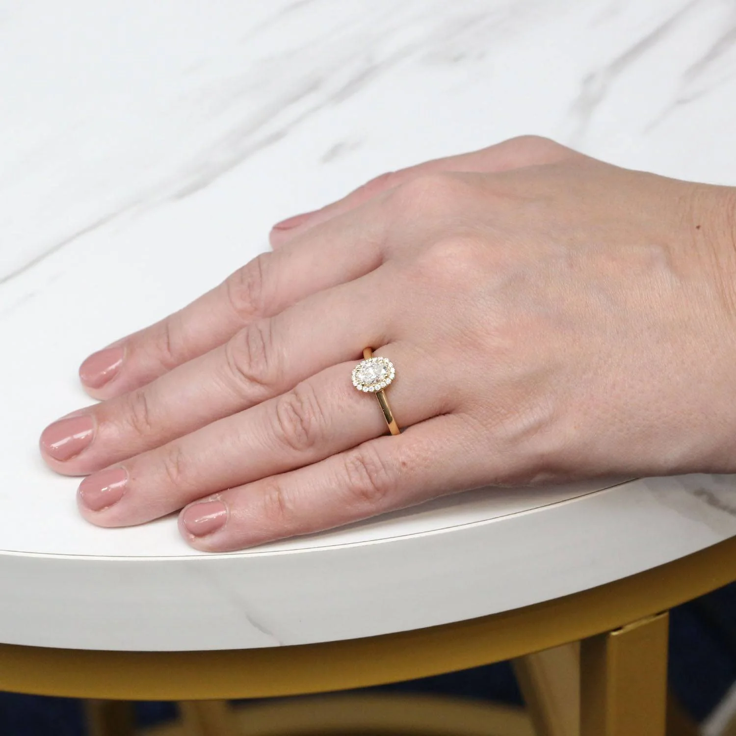 18ct Yellow Gold Oval Cut Diamond Halo Ring - Image 2