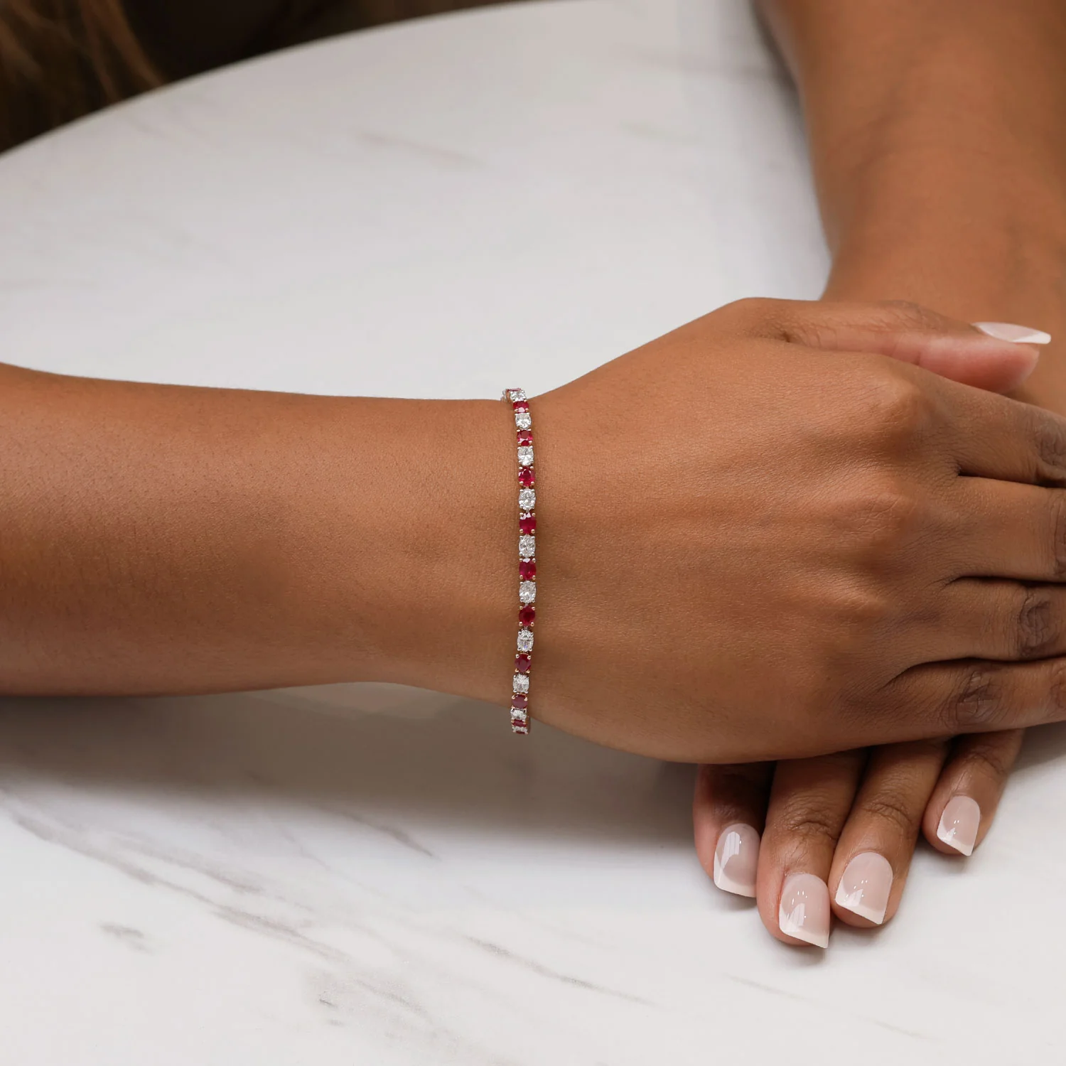 18ct Yellow Gold Oval Cut Ruby And Diamond Tennis Bracelet - Image 3