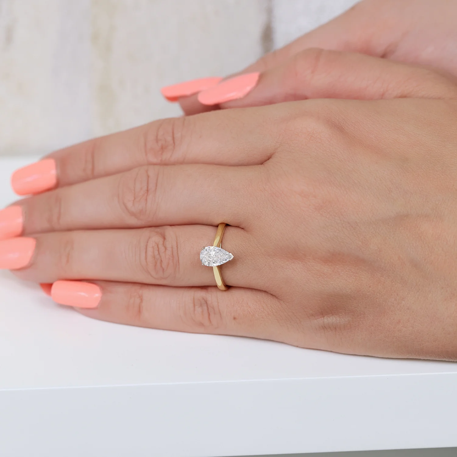 18ct Yellow Gold Pear Cut Diamond Engagement Ring - Image 2