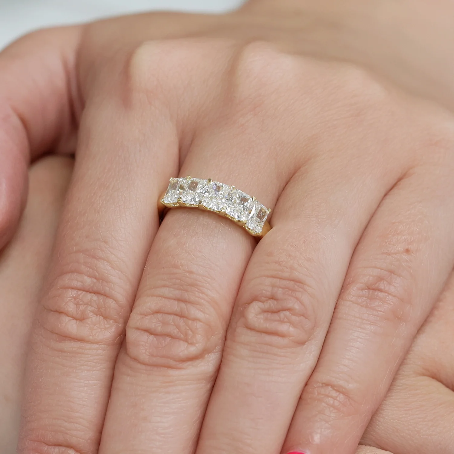 18ct Yellow Gold Radiant Cut Diamond Five Stone Eternity Ring - Image 3
