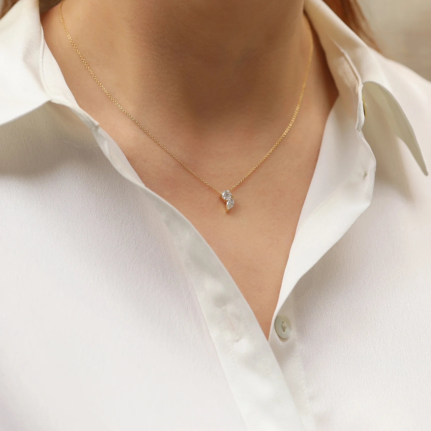 18ct Yellow Gold Round Brilliant Cut And Marquise Cut Diamond Two Stone Pendant - Image 2