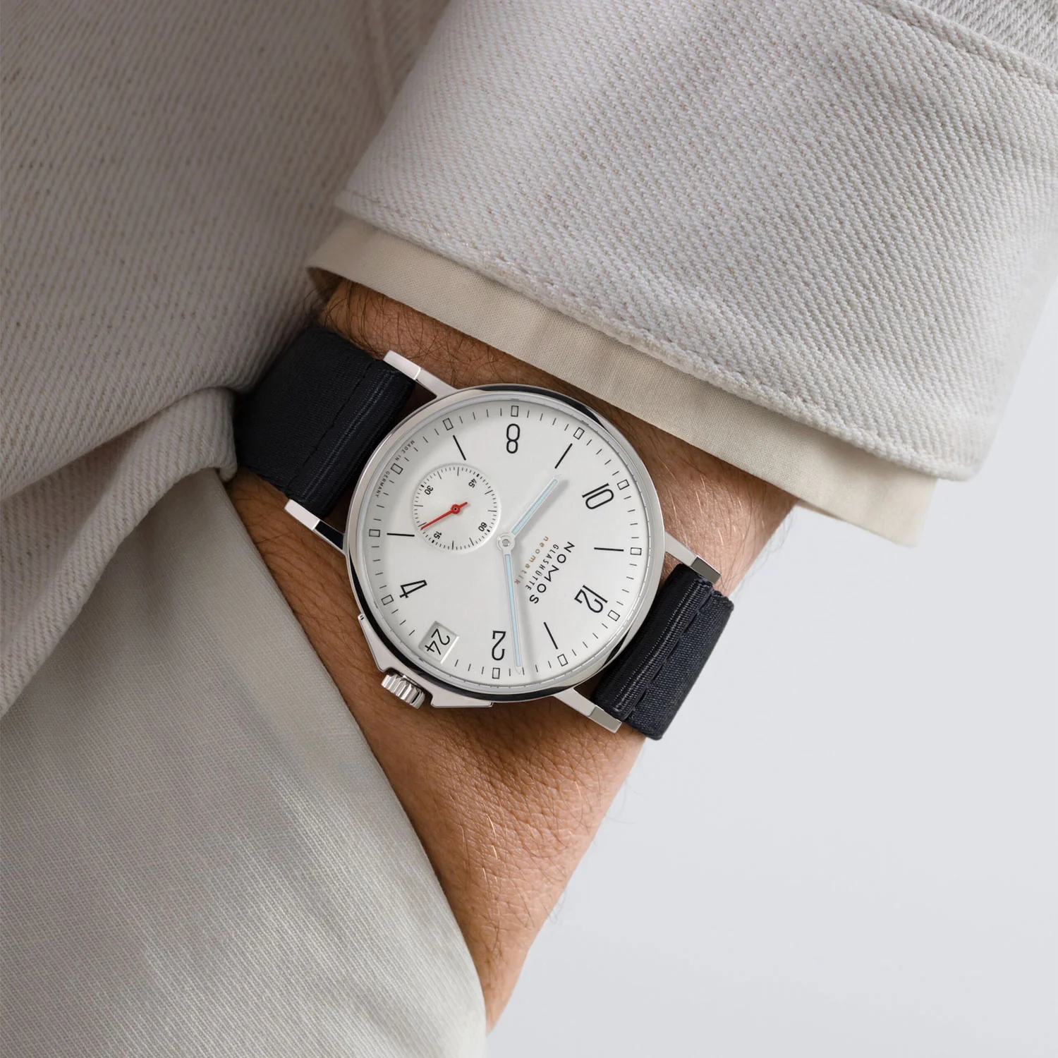Ahoi Neomatik 38mm Date White Dial Automatic Watch - Image 9