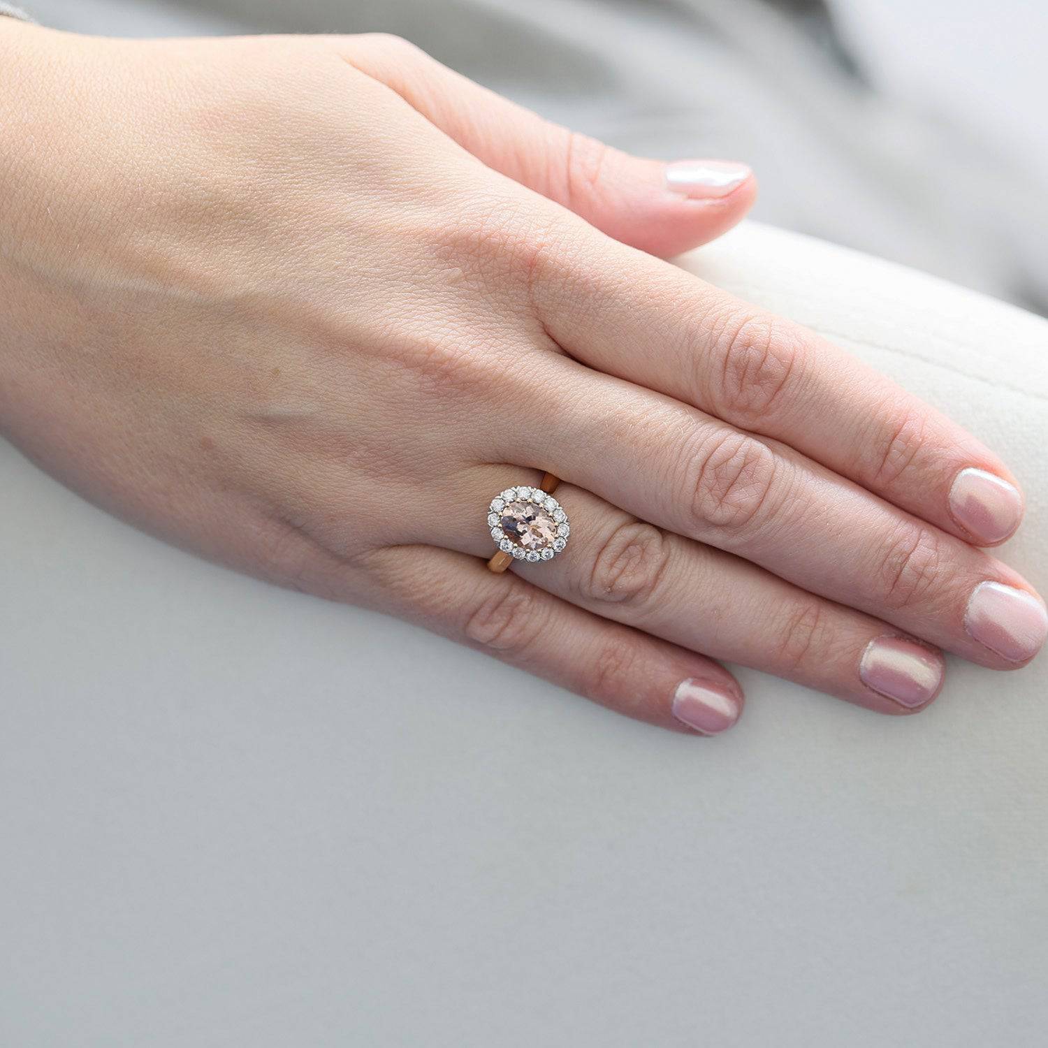 18ct Rose Gold Oval Morganite And Diamond Cluster Ring - Image 3