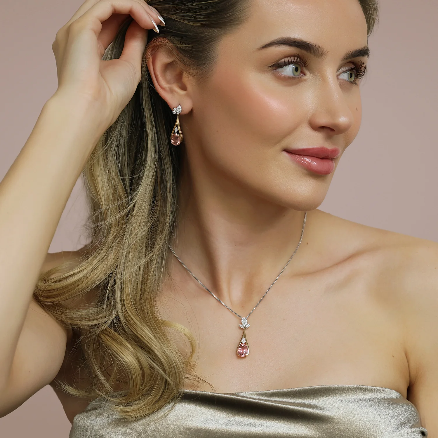 18ct Rose & White Gold Oval Cut Pink Tourmaline & Marquise Cut Diamond Pendant - Image 3