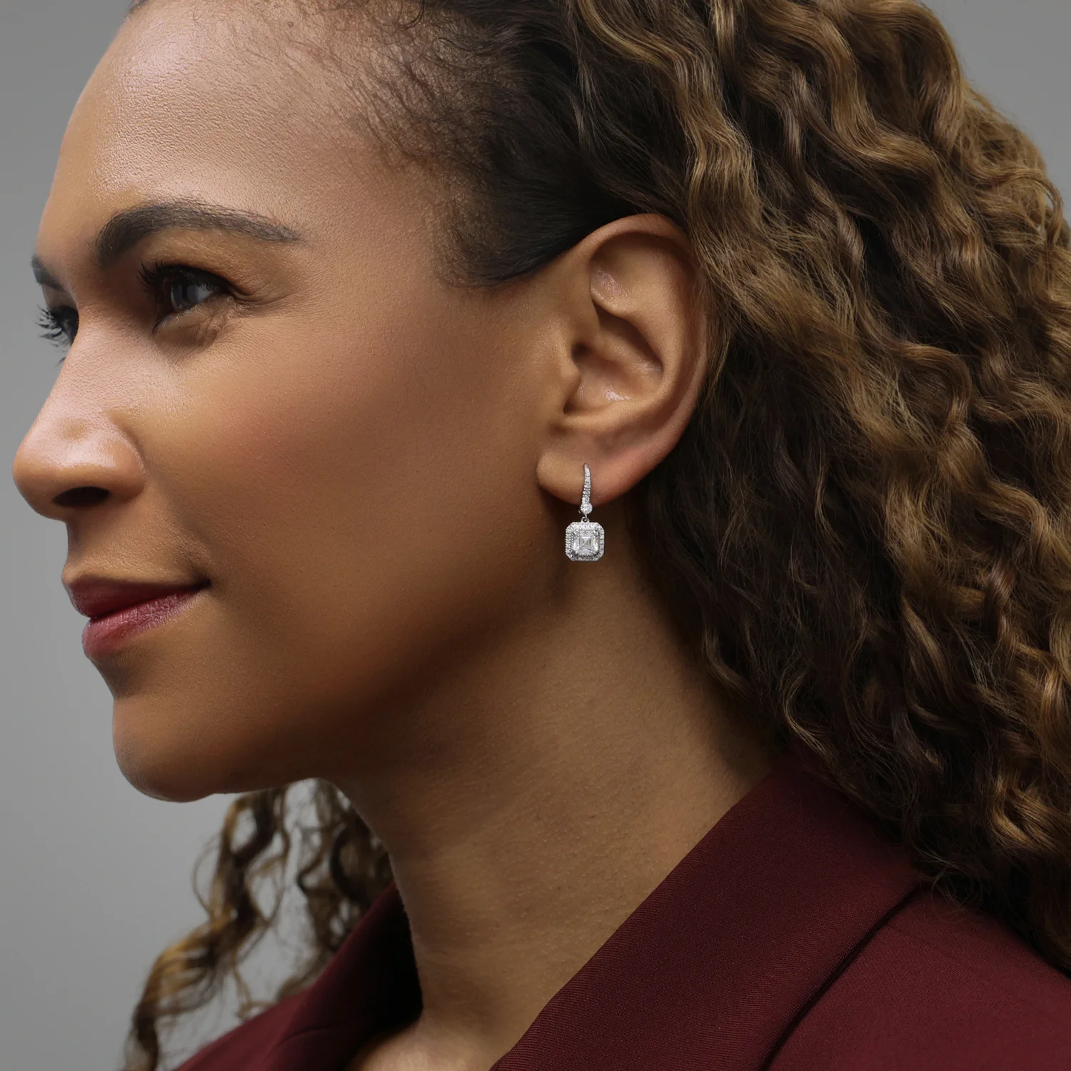 18ct White Gold Asscher Cut And Round Brilliant Diamond Halo Cluster Drop Earrings - Image 3