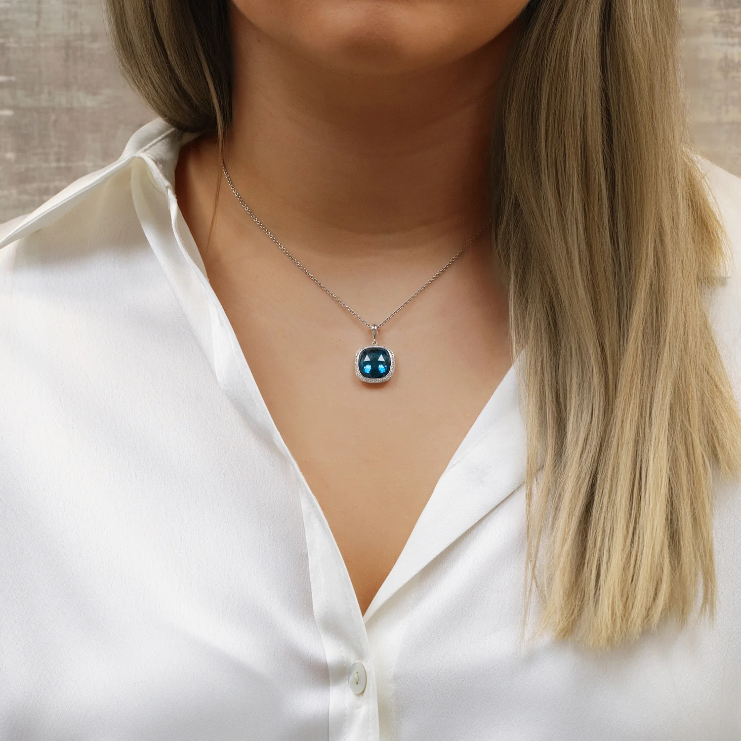 18ct White Gold Cushion Cut Topaz Diamond Halo Pendant - Image 2
