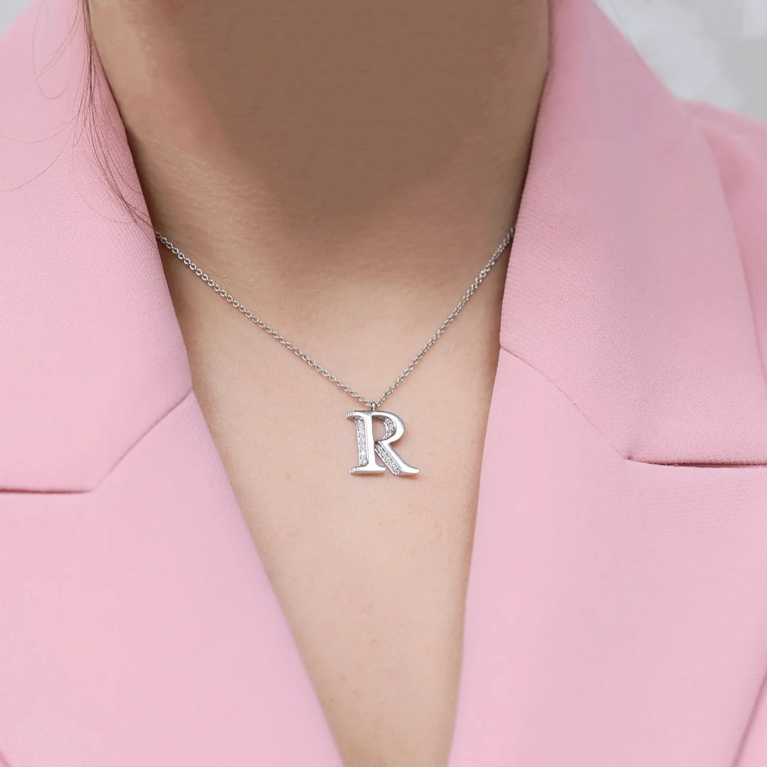 18ct White Gold Diamond Initial Pendant & Chain - Image 2