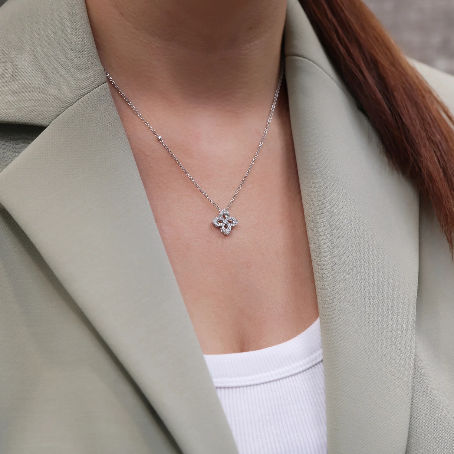 18ct White Gold Diamond Set Large Primavera Pendant - Image 2