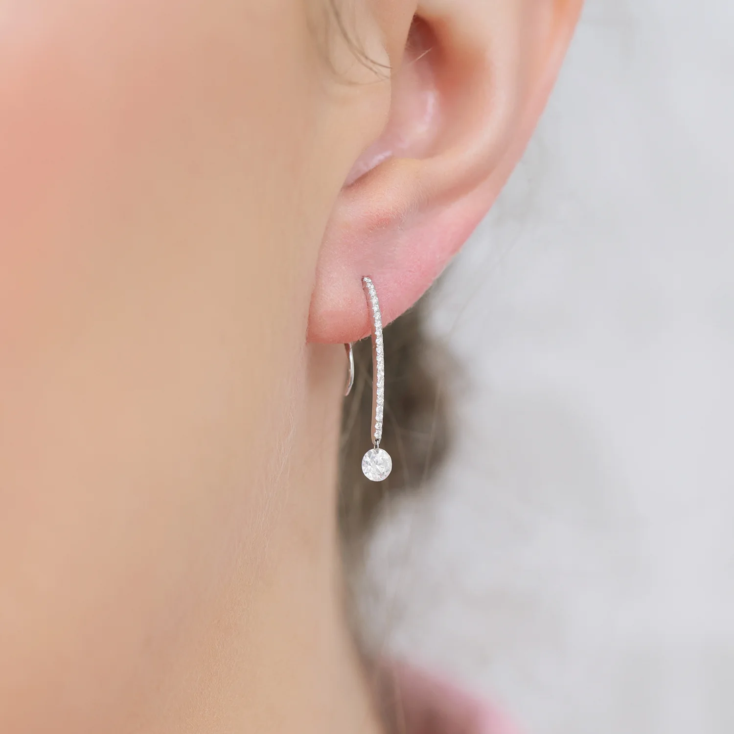 18ct White Gold Long Diamond Set Hook Earrings - Image 3