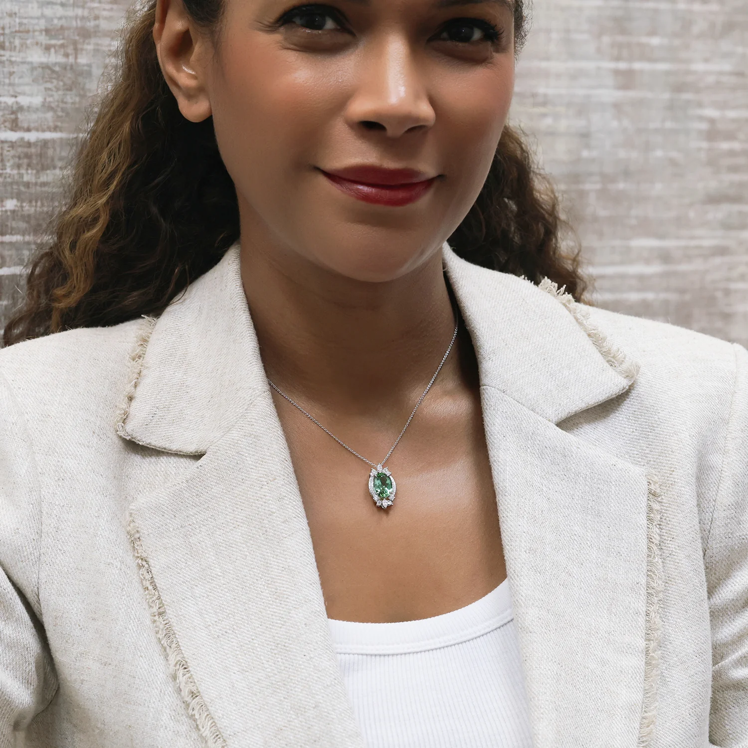 18ct White Gold Oval Cut Green Tourmaline, Marquise Cut Diamond & Round Brilliant Cut Diamond Pendant - Image 3