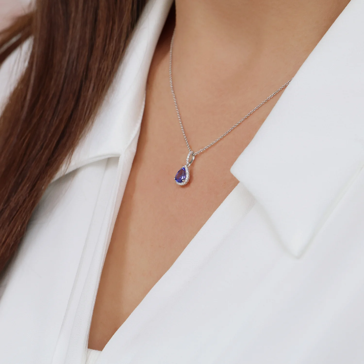 18ct White Gold Pear Shape Tanzanite And Diamond Pendant - Image 2