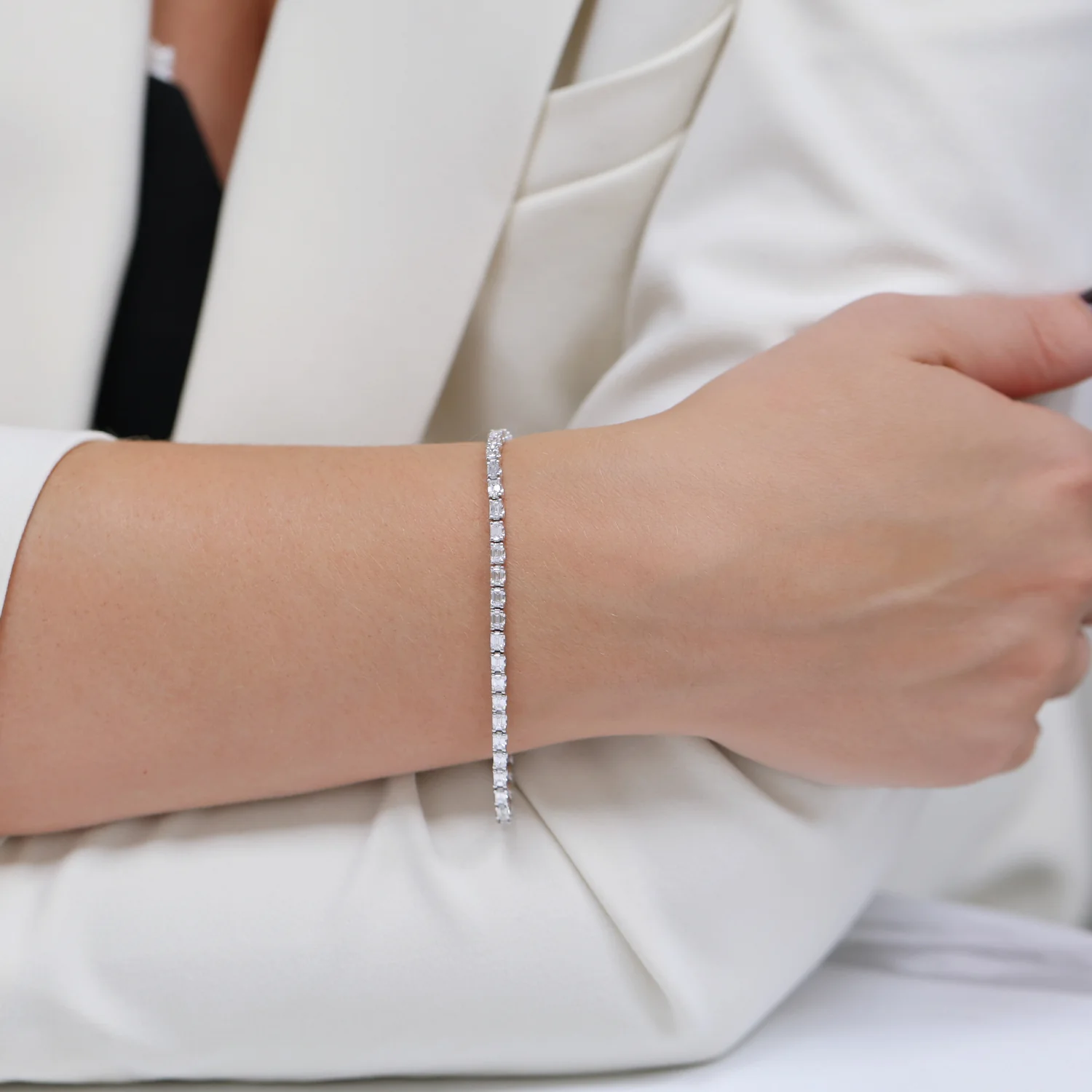 Platinum Claw Set Emerald Cut Diamond Tennis Bracelet - Image 5