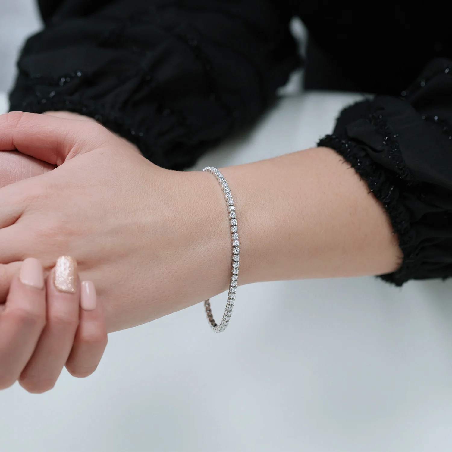 Platinum Diamond 2.00ct Claw Set Tennis Bracelet - Image 2