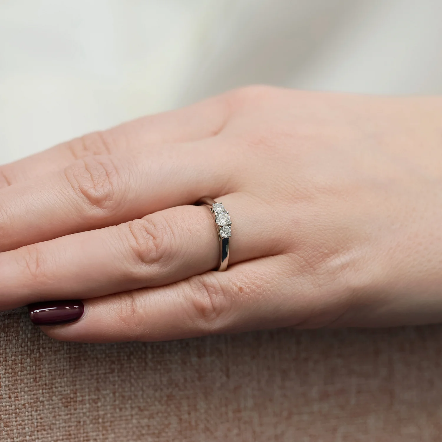 Platinum Graduating Three Stone Diamond Ring - Image 3