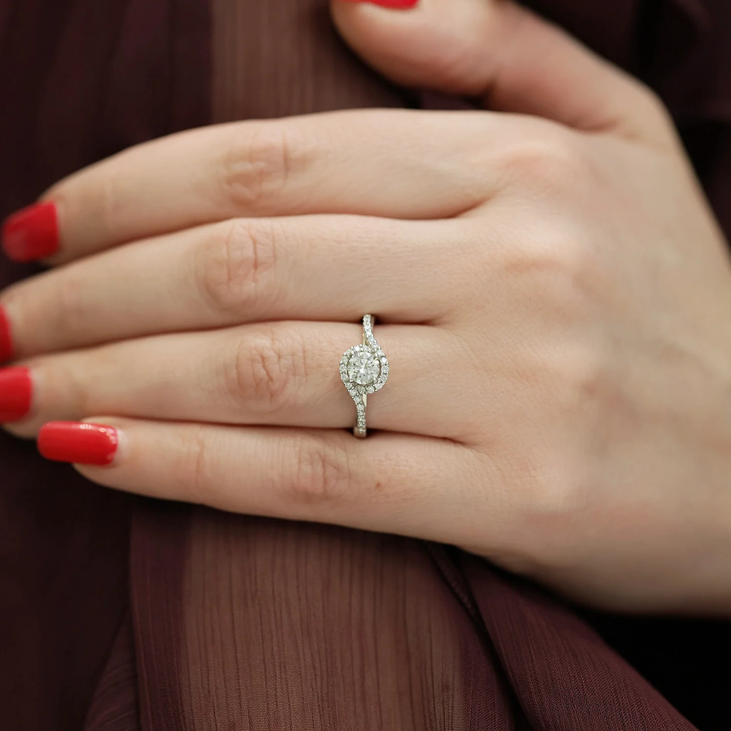 Platinum Round Brilliant Cut Diamond Ring With Wrap Around Diamond Halo - Image 3