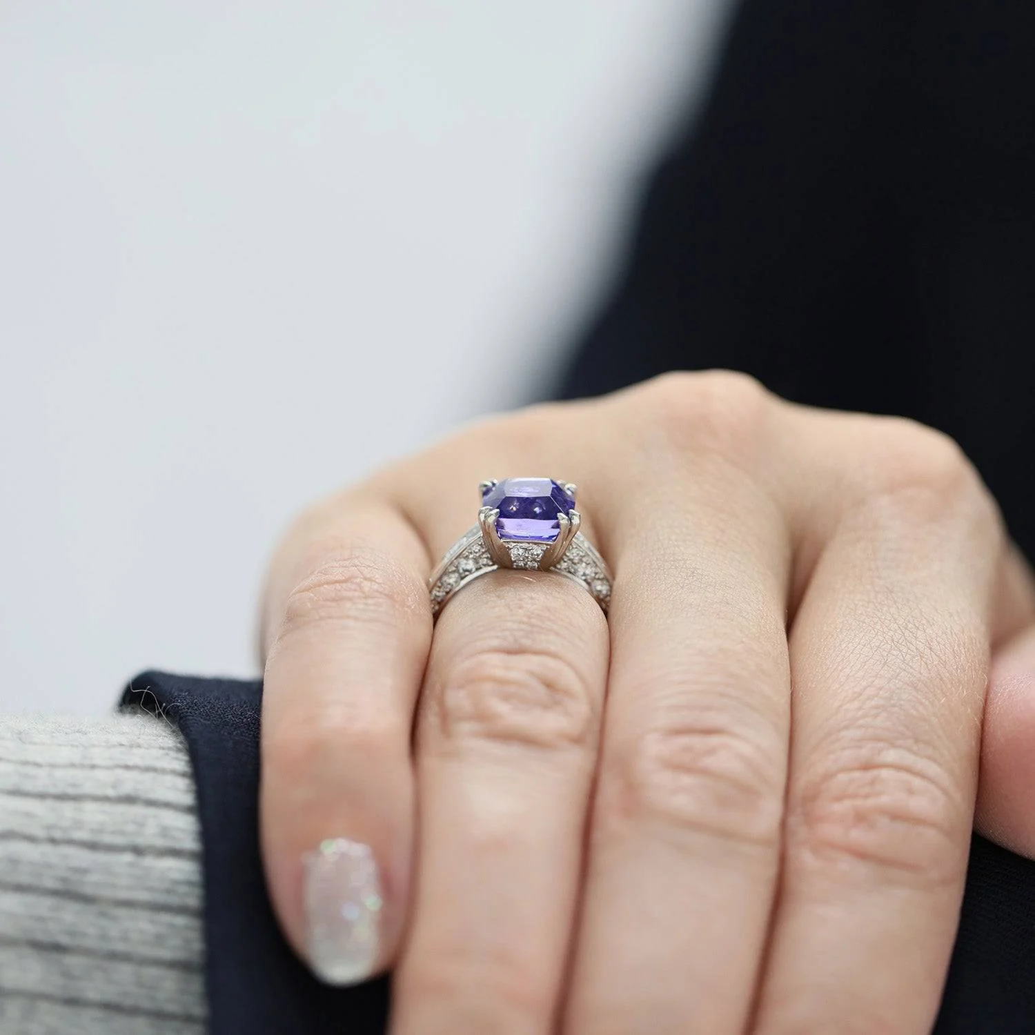 Platinum Tanzanite And Diamond Ring - Image 4