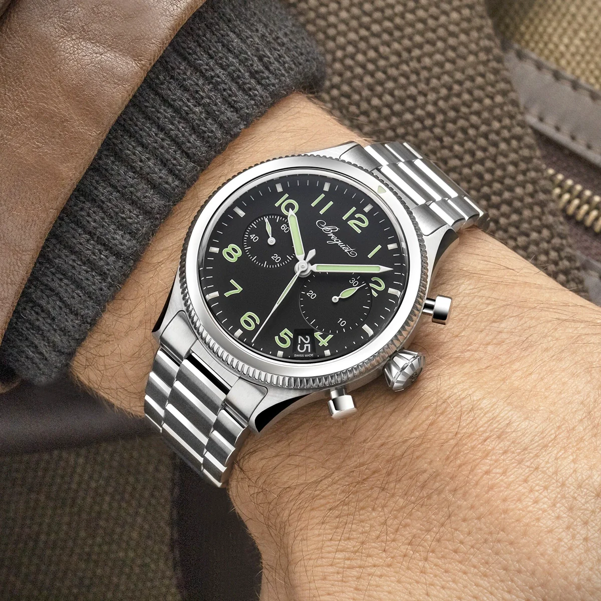 Type 20 Chronographe 2057 42mm Black Dial Mens Bracelet Watch - Image 3
