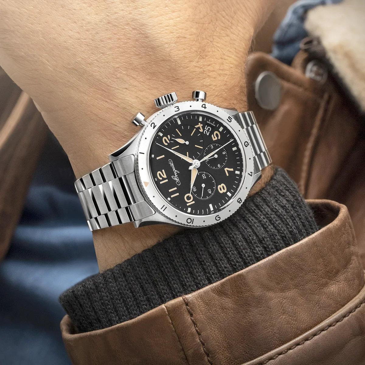 Type XX Chronographe 2067 42mm Black Dial Mens Bracelet Watch - Image 3