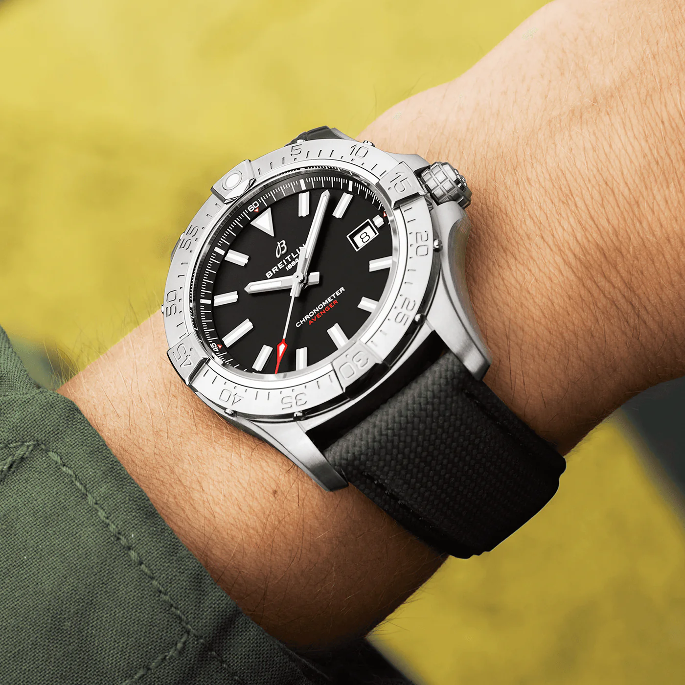 Avenger 42mm Black Dial Automatic Strap Watch - Image 5