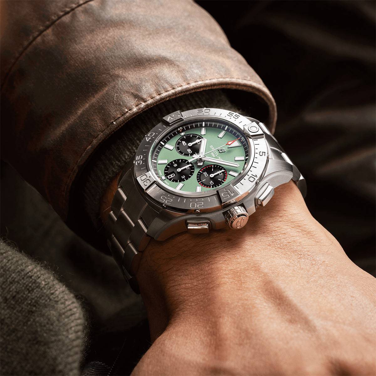 Avenger 44mm Green Dial Automatic Chronograph Bracelet Watch - Image 4