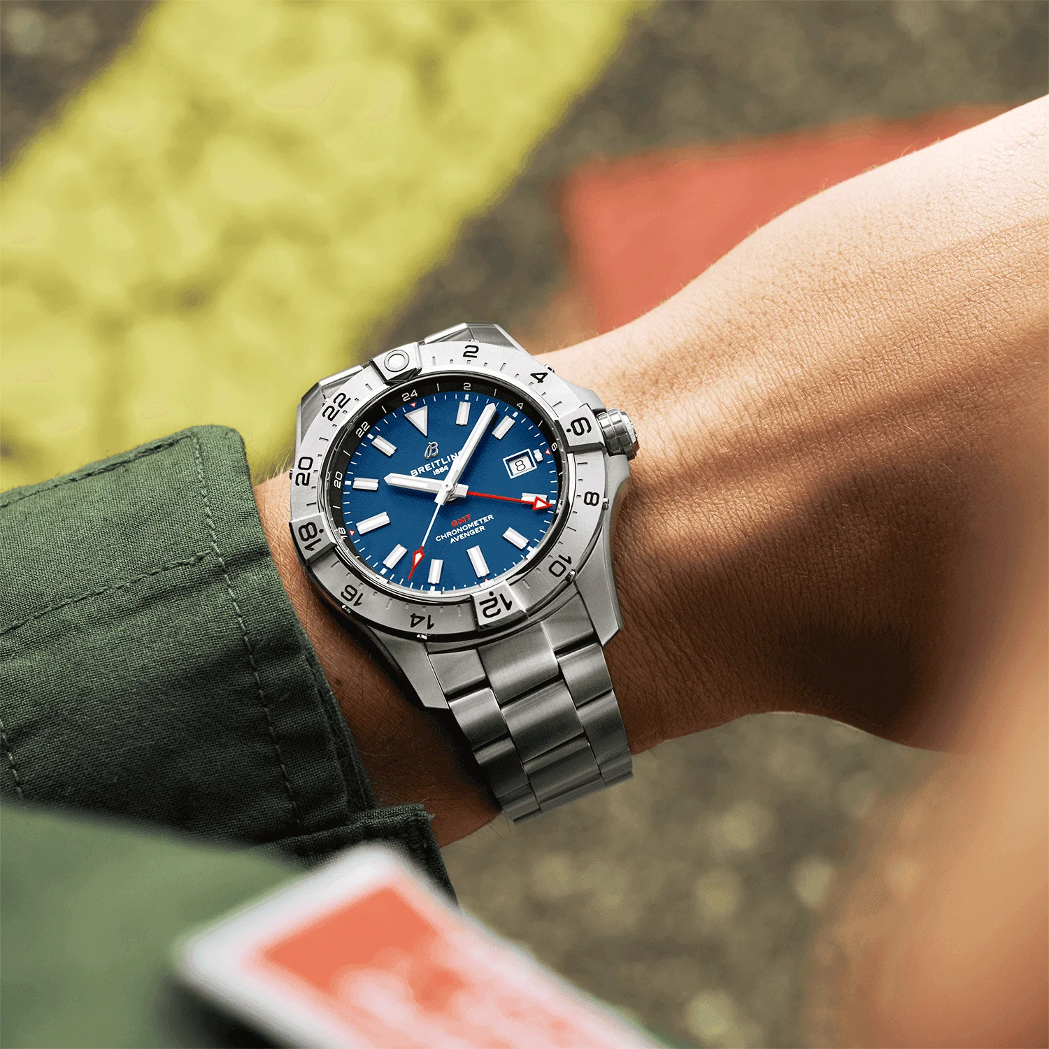 Avenger GMT 44mm Blue Dial Automatic Bracelet Watch - Image 4