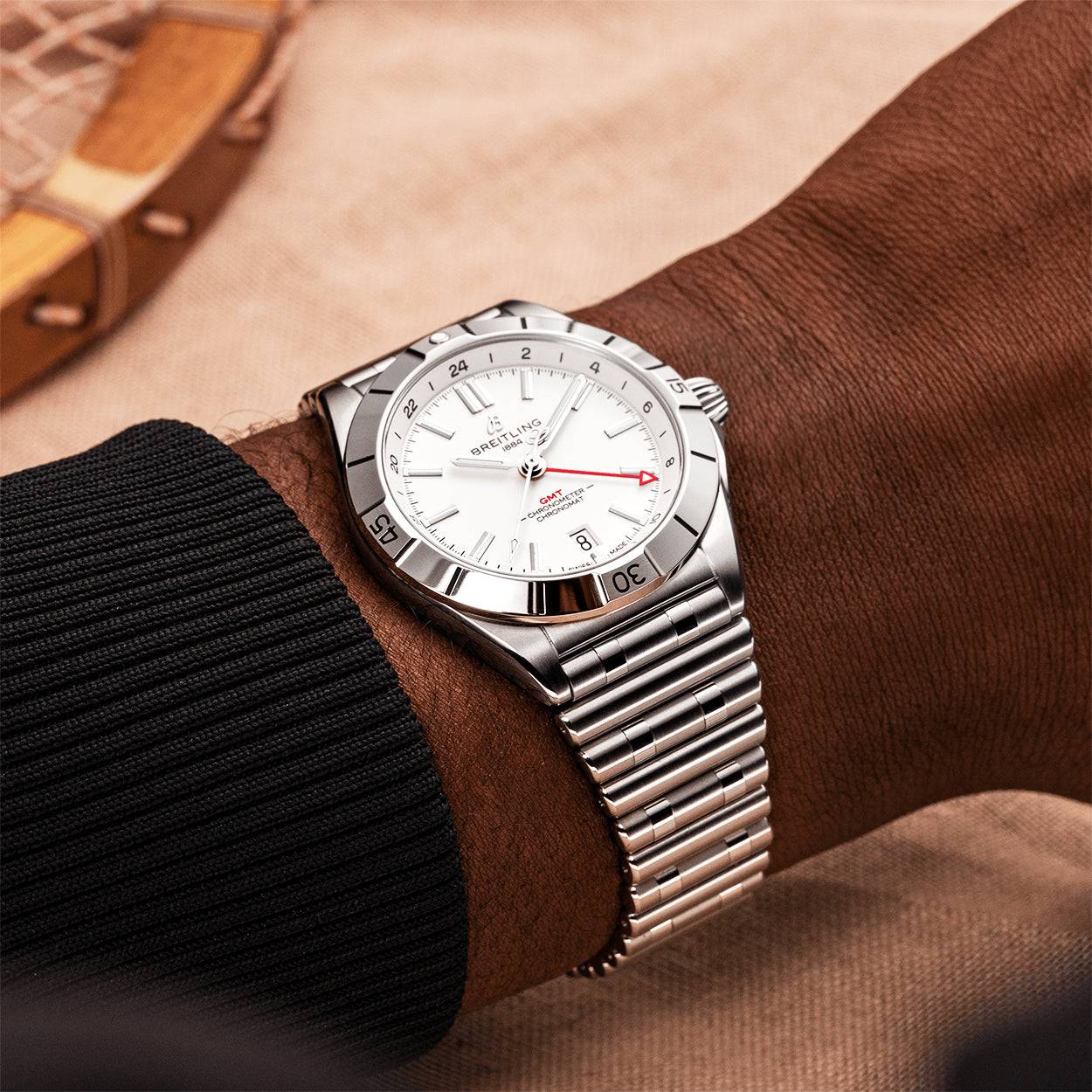 Chronomat GMT 40mm White Dial Men's Automatic Bracelet Watch - Image 4