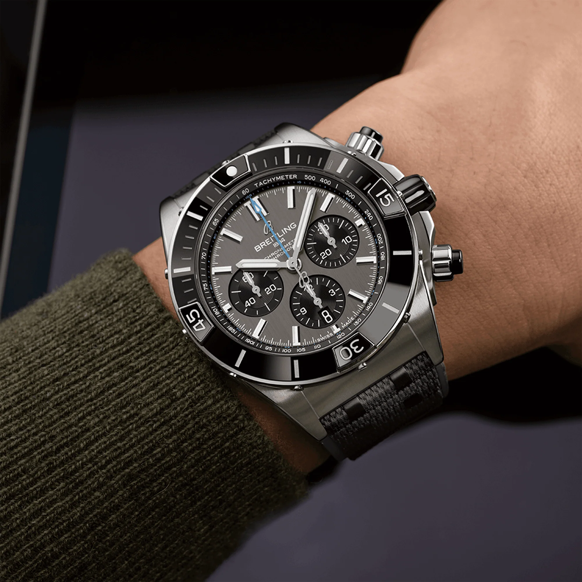 Super Chronomat Titanium 44mm Anthracite/Black Dial Strap Watch - Image 5