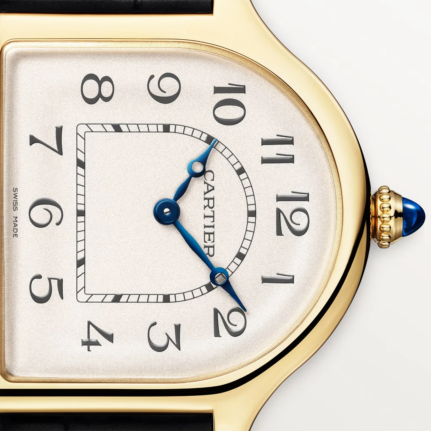 Privé Tank Cloche 18ct Yellow Gold Leather Strap Watch - Image 2