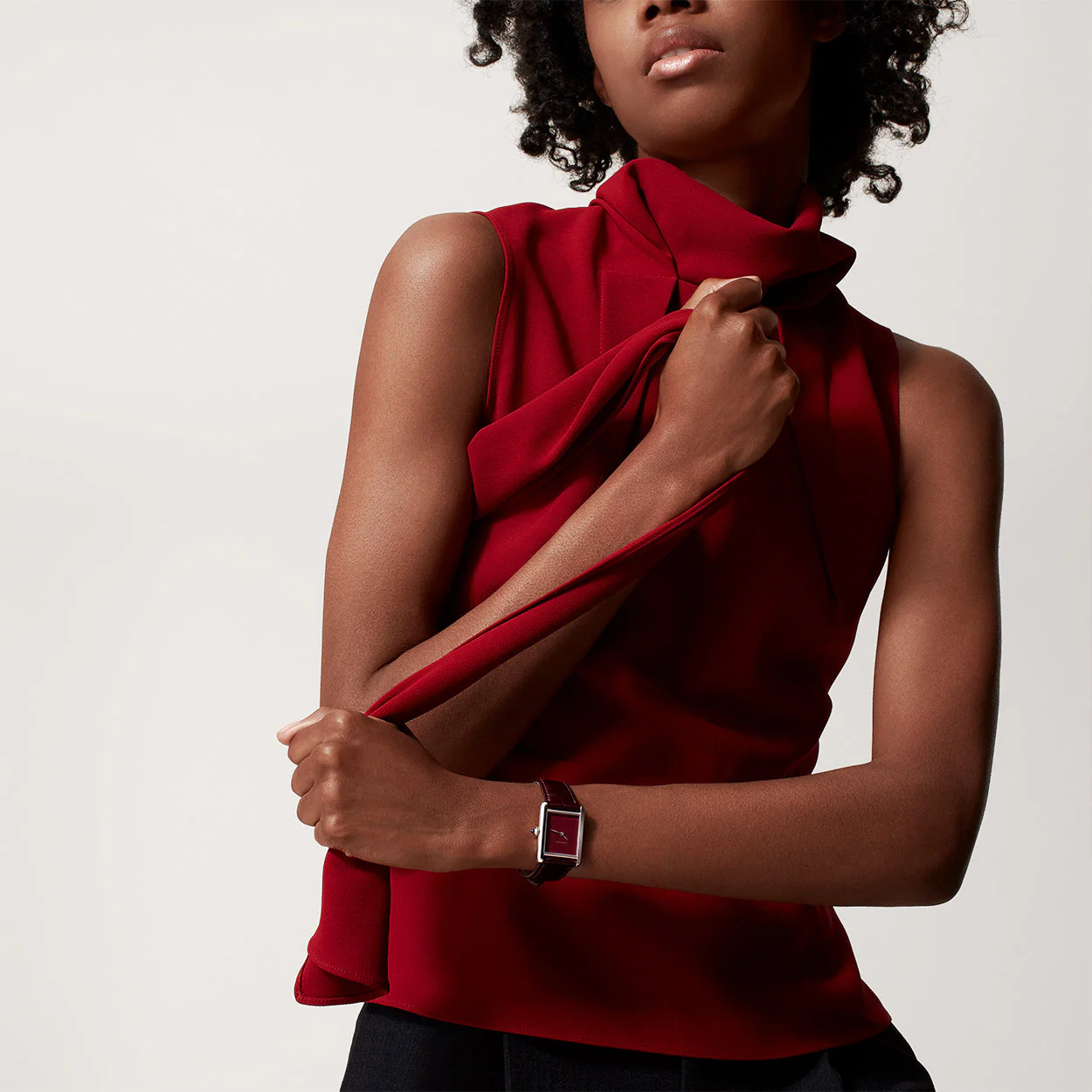 Tank Must Red Dial & Strap Watch - Image 3