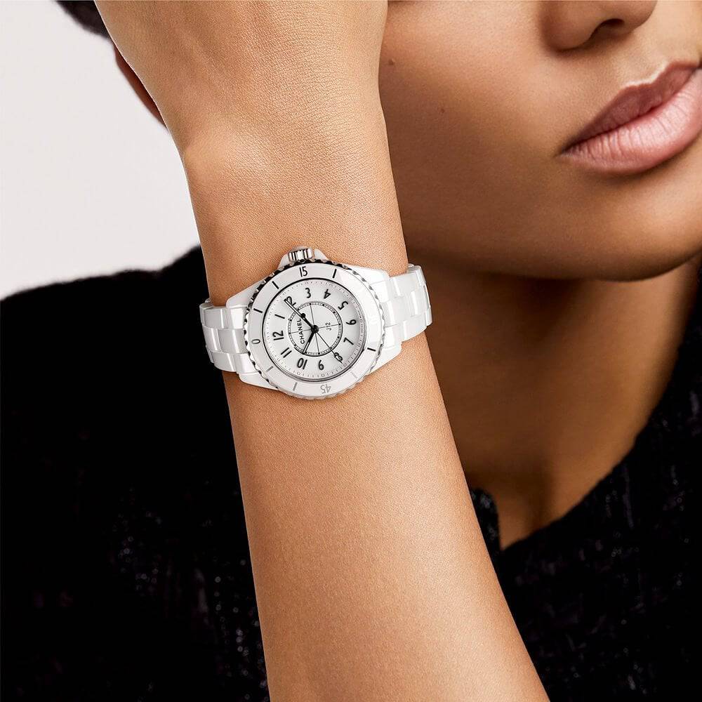 J12 33mm White Ceramic Ladies Bracelet Watch - Image 2