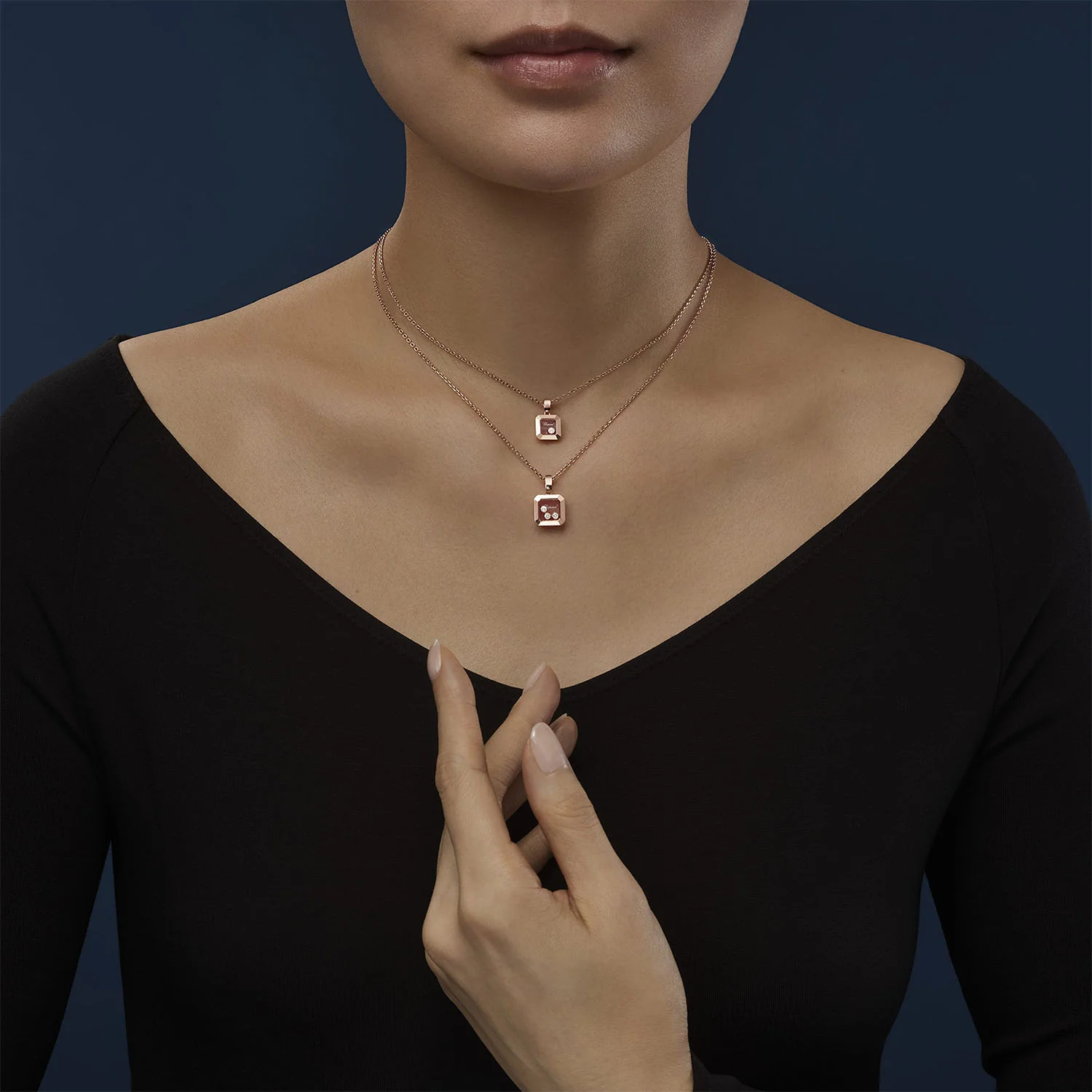 18ct Rose Gold Happy Diamonds Icons Pendant With Three Moving Diamonds - Image 2